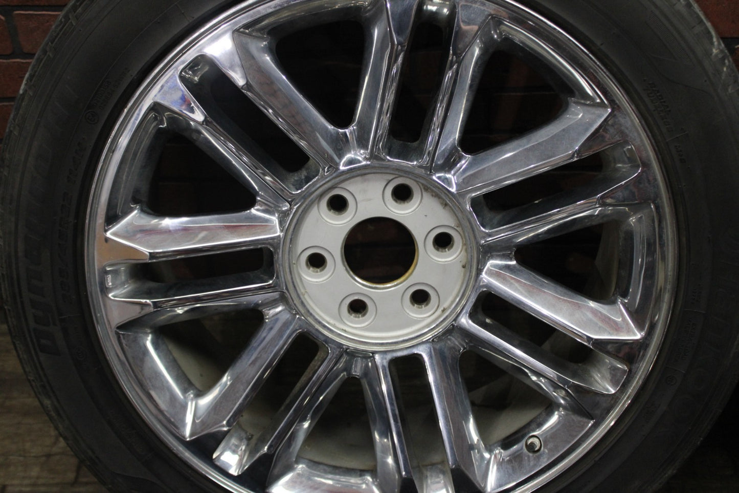 2007-2014 Cadillac Escalade Full 22” Wheel Set 22x9 Silver OEM 4/32nds 9597482