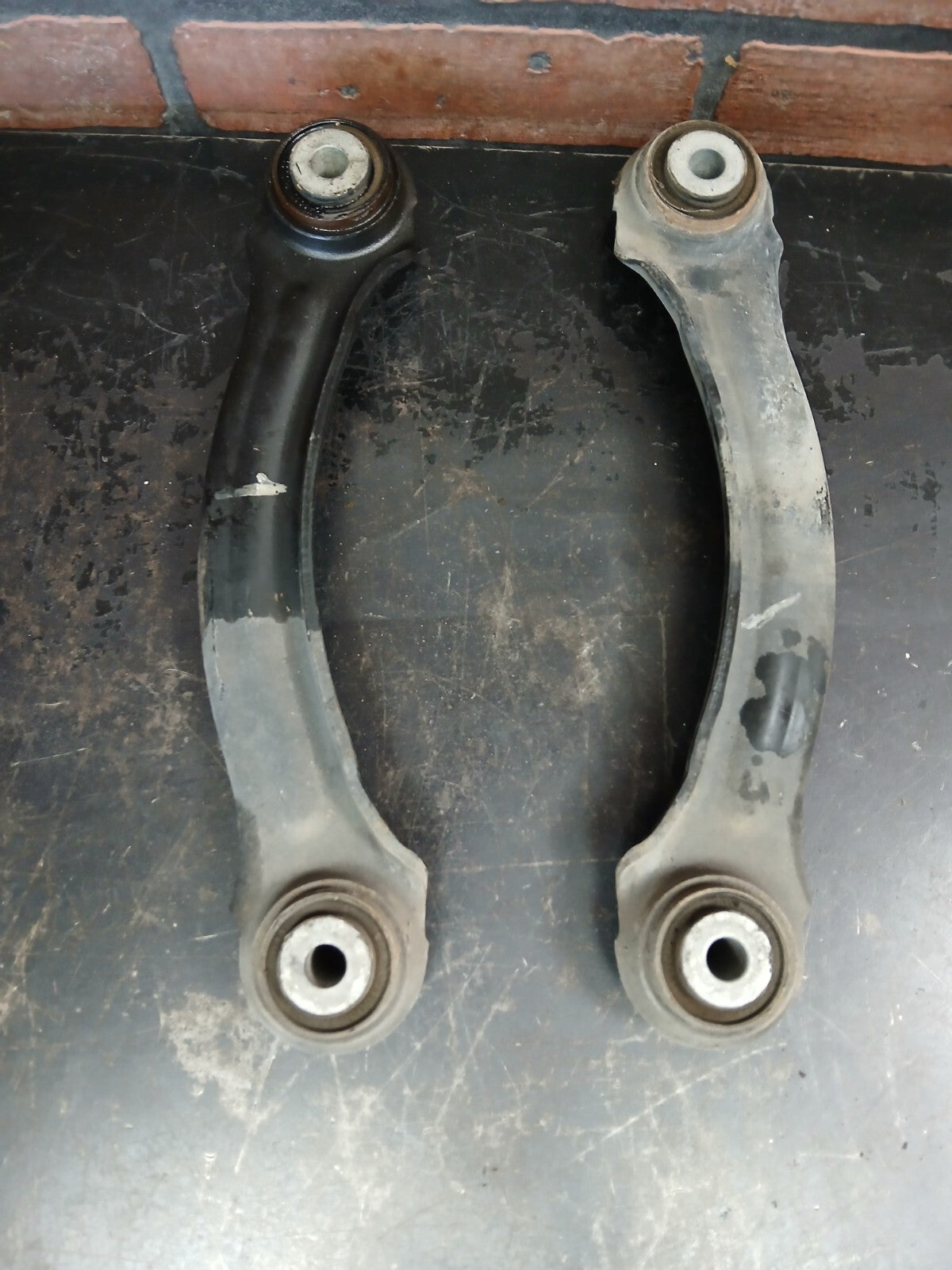 2018-2023 Dodge Charger Rear LH & RH Tension Control Arm Set of 2