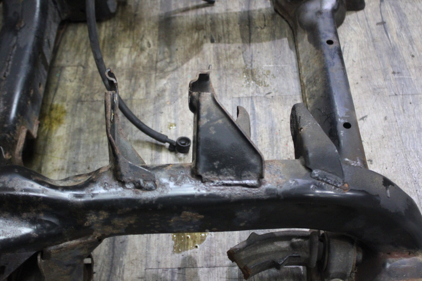 2005-2010 Jeep Grand Cherokee SRT8 Front Crossmember Subframe 4wd OEM 100k 4x4