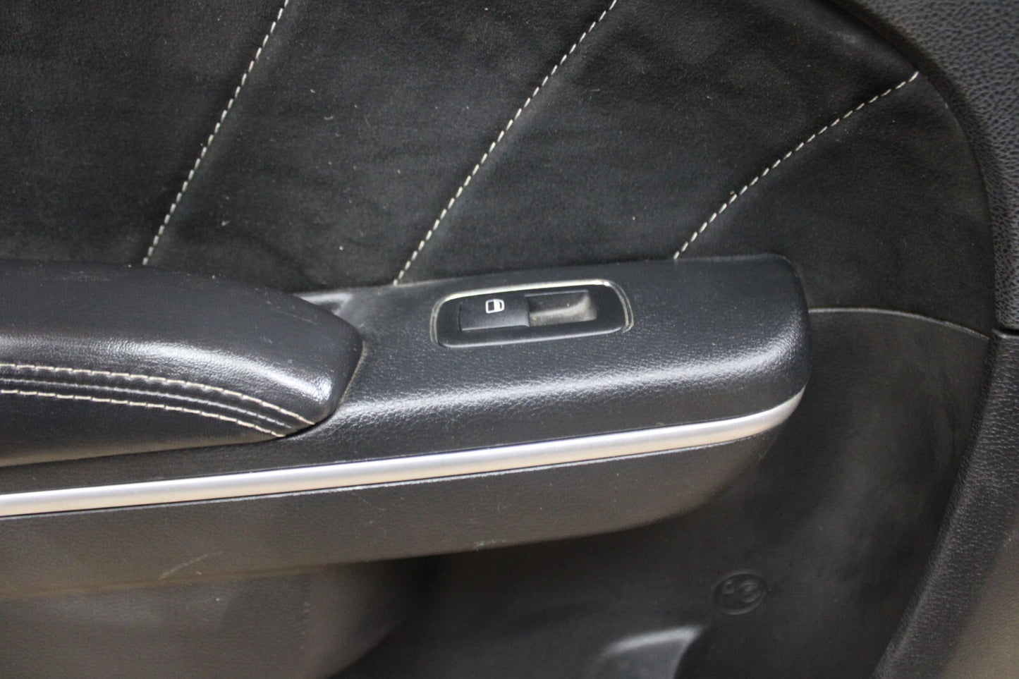 11-14 DODGE CHARGER SRT8 OEM INTERIOR REAR LEFT DOOR PANEL TRIM COVER 1PE35DX9AI