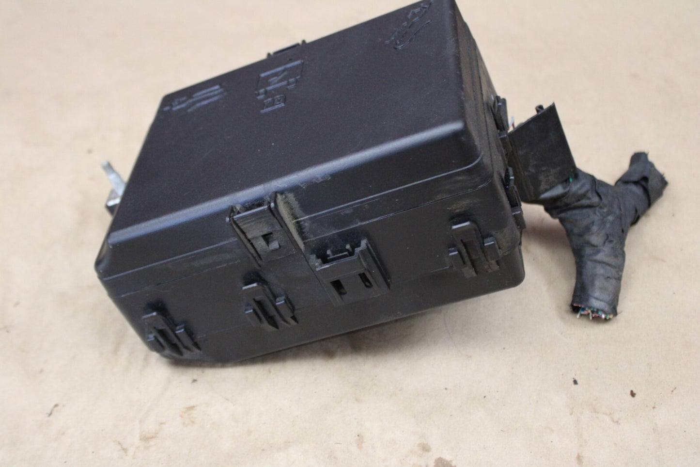 2023 Daytona Charger Scat Pack Engine Fuse Junction Relay Box OEM 68595606AB
