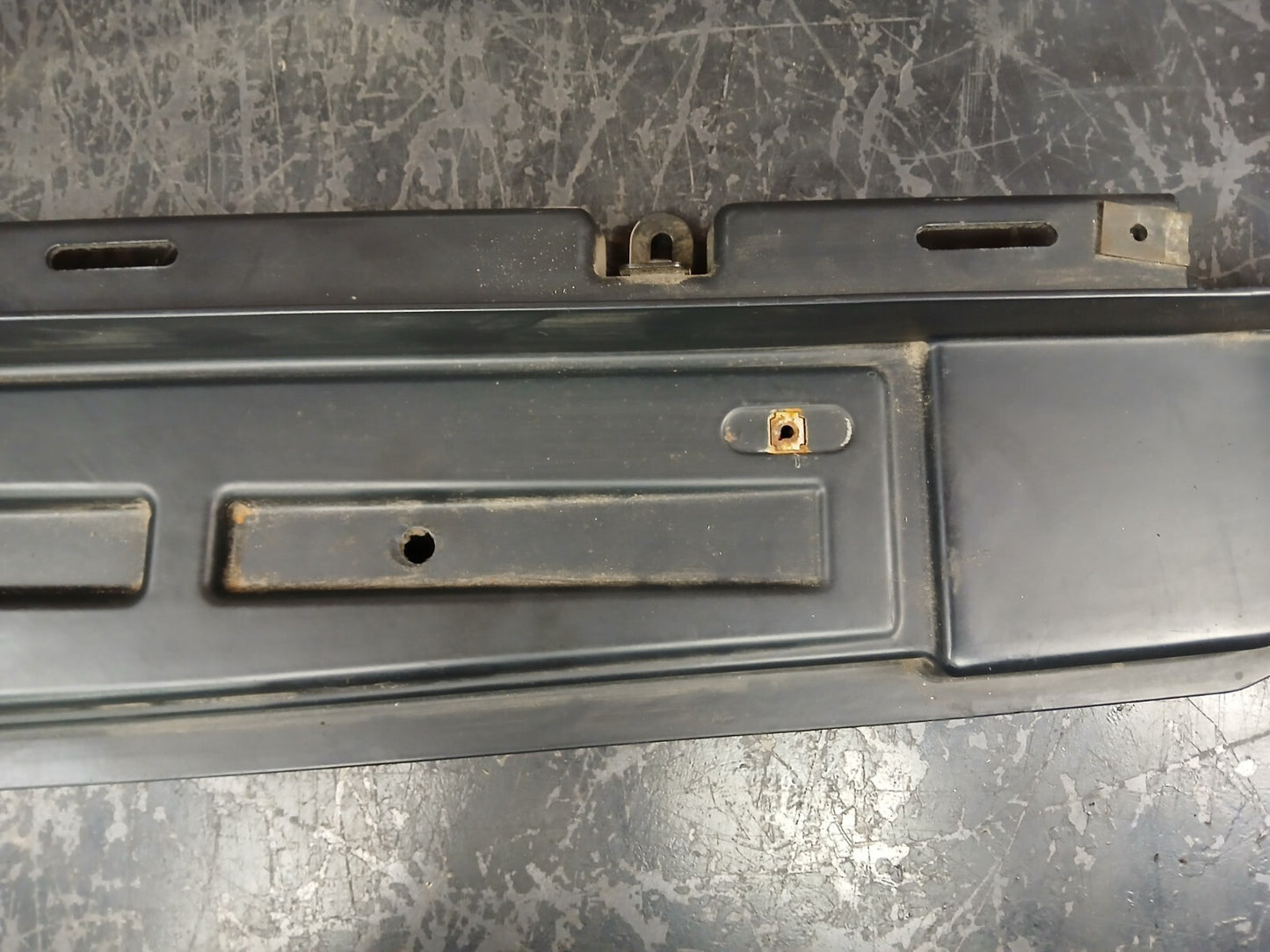 Dodge Viper Passenger RH Side Rocker Door Sill Molding Panel Black