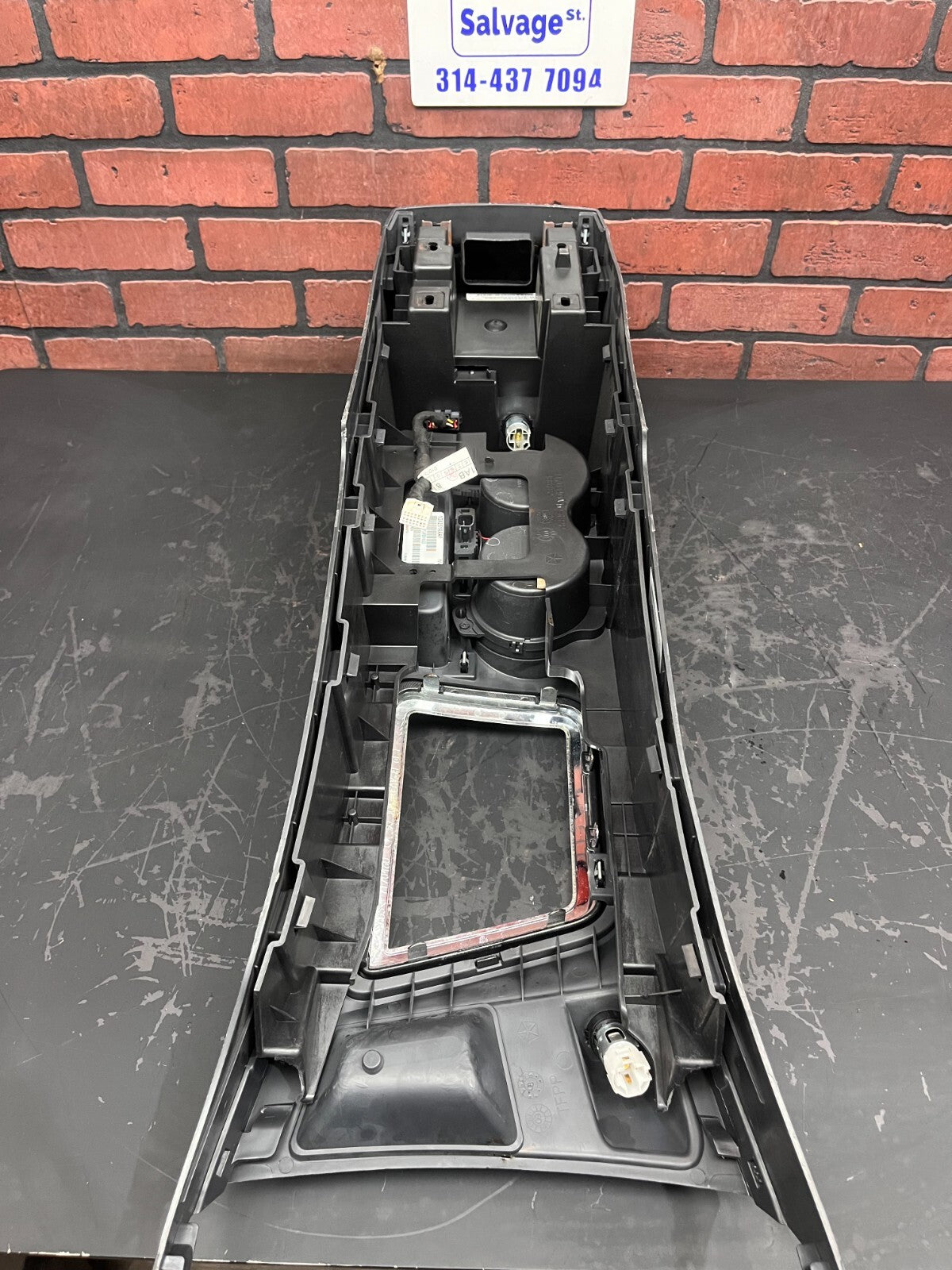 2008-2014 Dodge Challenger SRT Black Center Console Assembly OEM w/ Cupholders