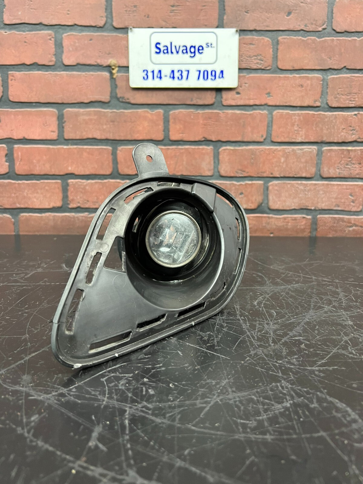 2015-2018 Dodge Charger SRT fog light with bezel RIGHT/Passenger 15LDSRT-1005