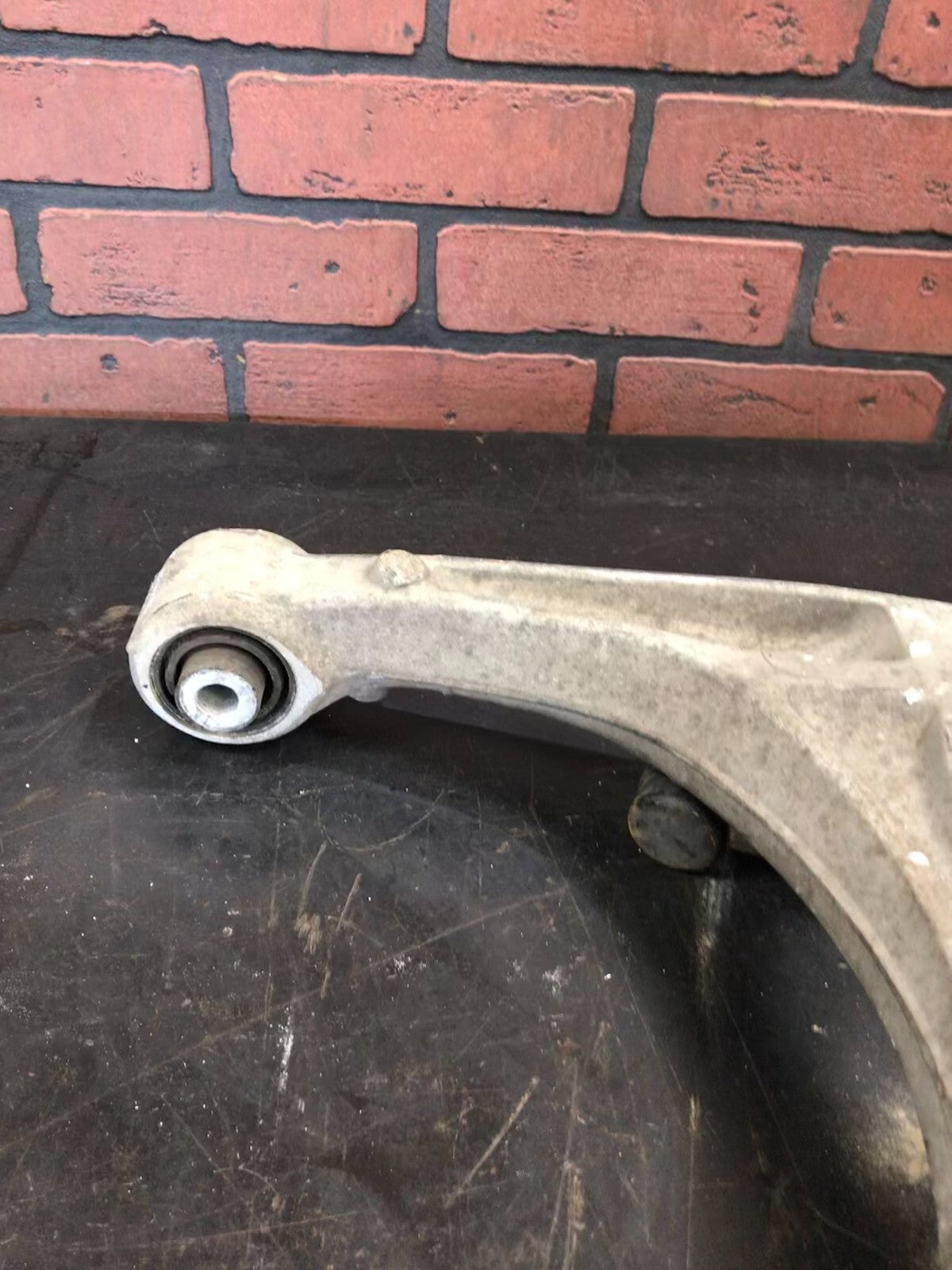 2013-2021 Jeep Grand Cherokee SRT Rear Right Lower Control Arm 5212481