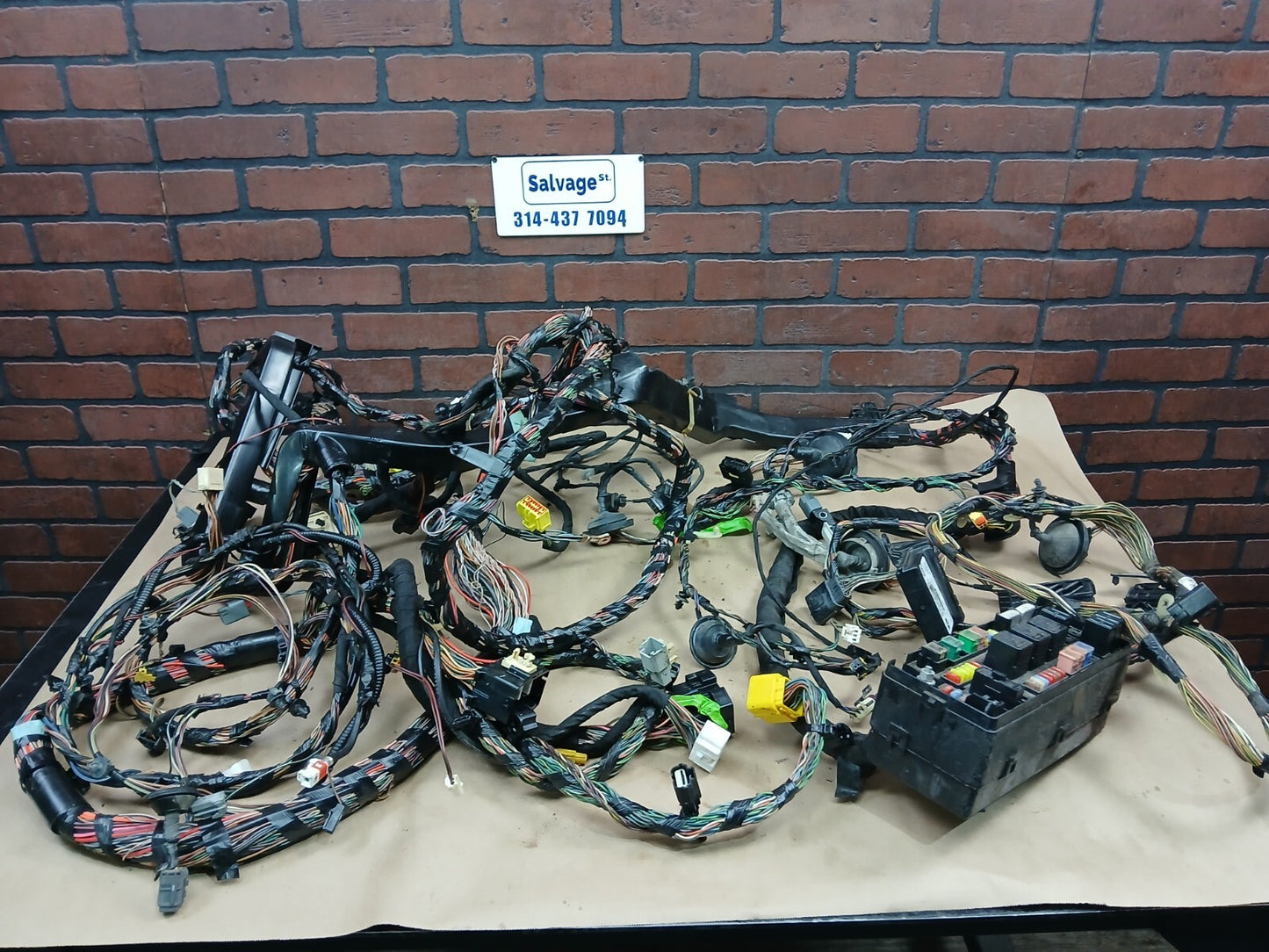 2014 Dodge Challenger SRT8 Unified Body Wiring Wire Harness 68214917aa
