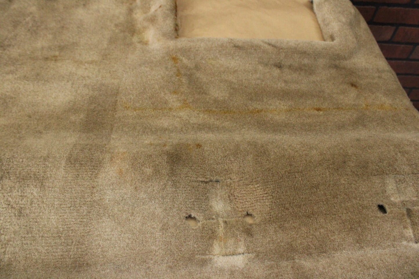 2010-2014 Cadillac Escalade Rear Split Bench Center 2nd Row Floor Carpet Liner