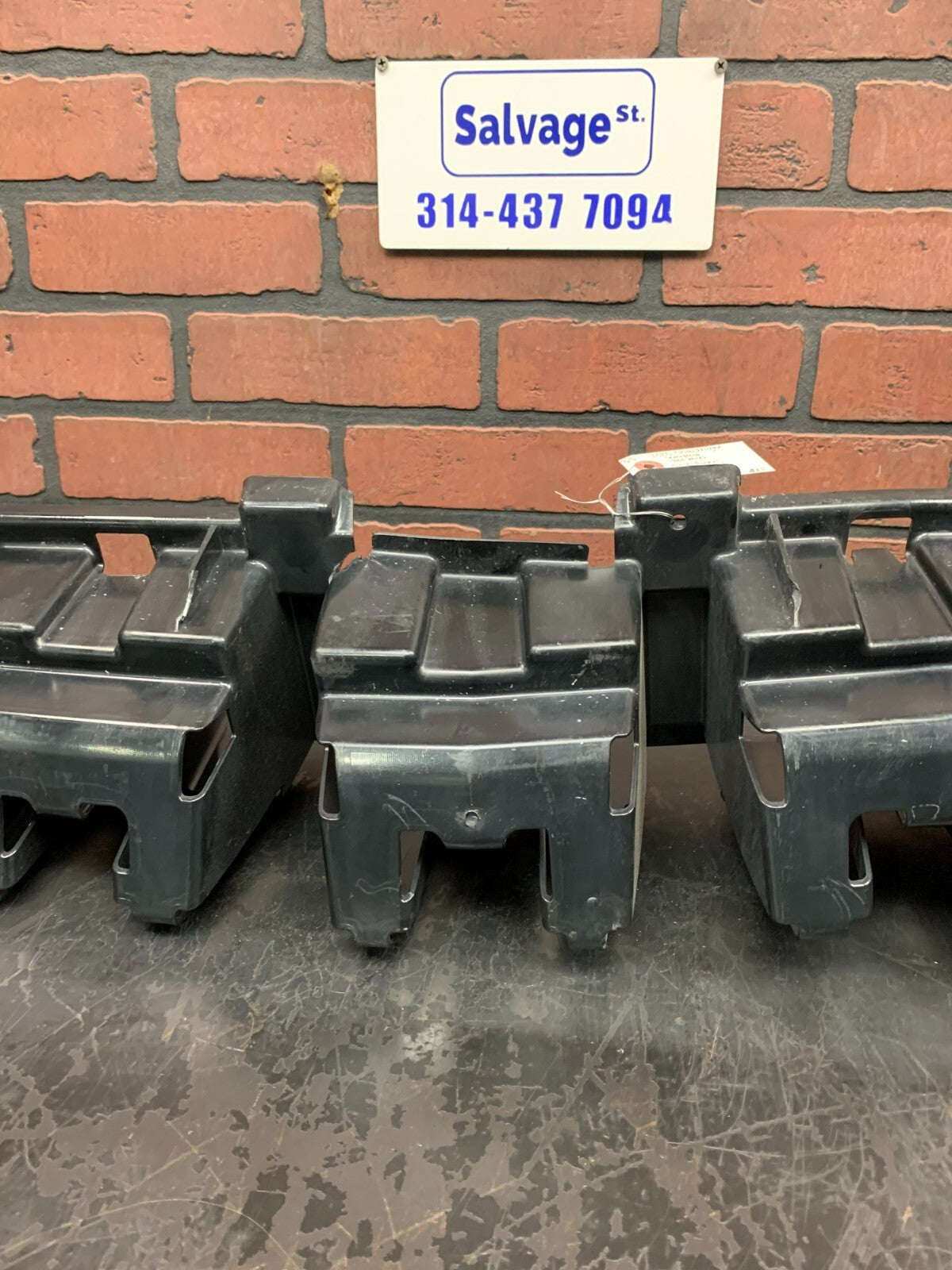 2015-2022 DODGE CHALLENGER FRONT BUMPER ENERGY ABSORVER OEM 68174977AA