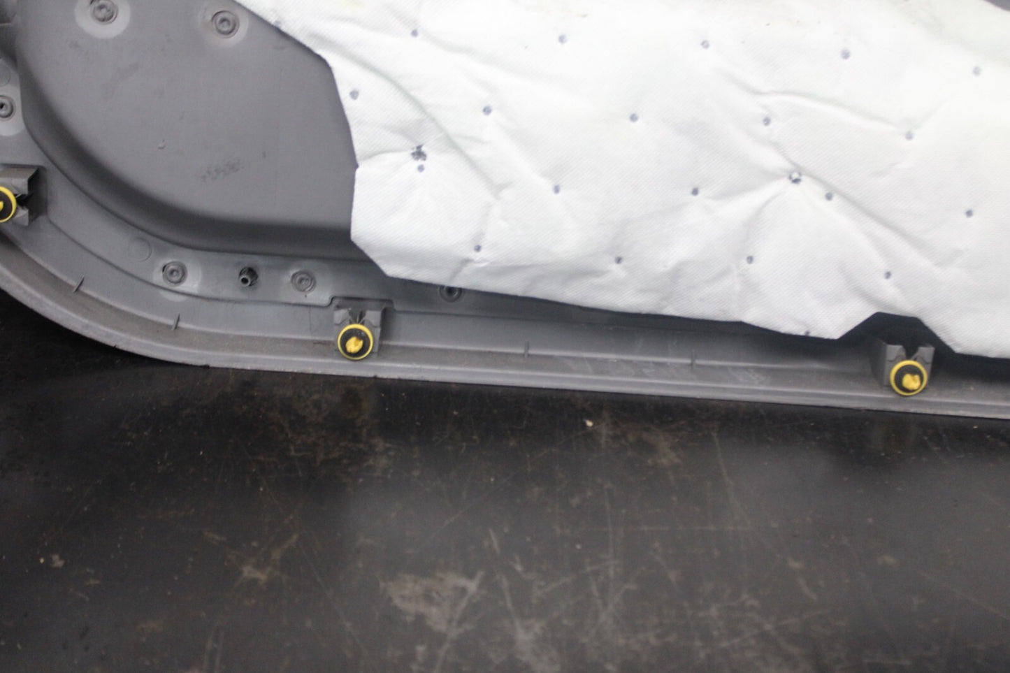 05-10 Jeep Grand Cherokee Front Passenger RH Interior Door Panel Trim 1dv721d5af
