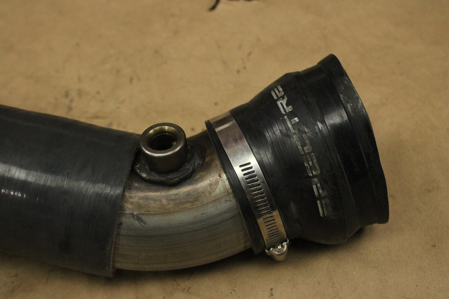 2012-2023 6.4L HEMI Engine Air Intake Filter w/ Damaged Hose Duct