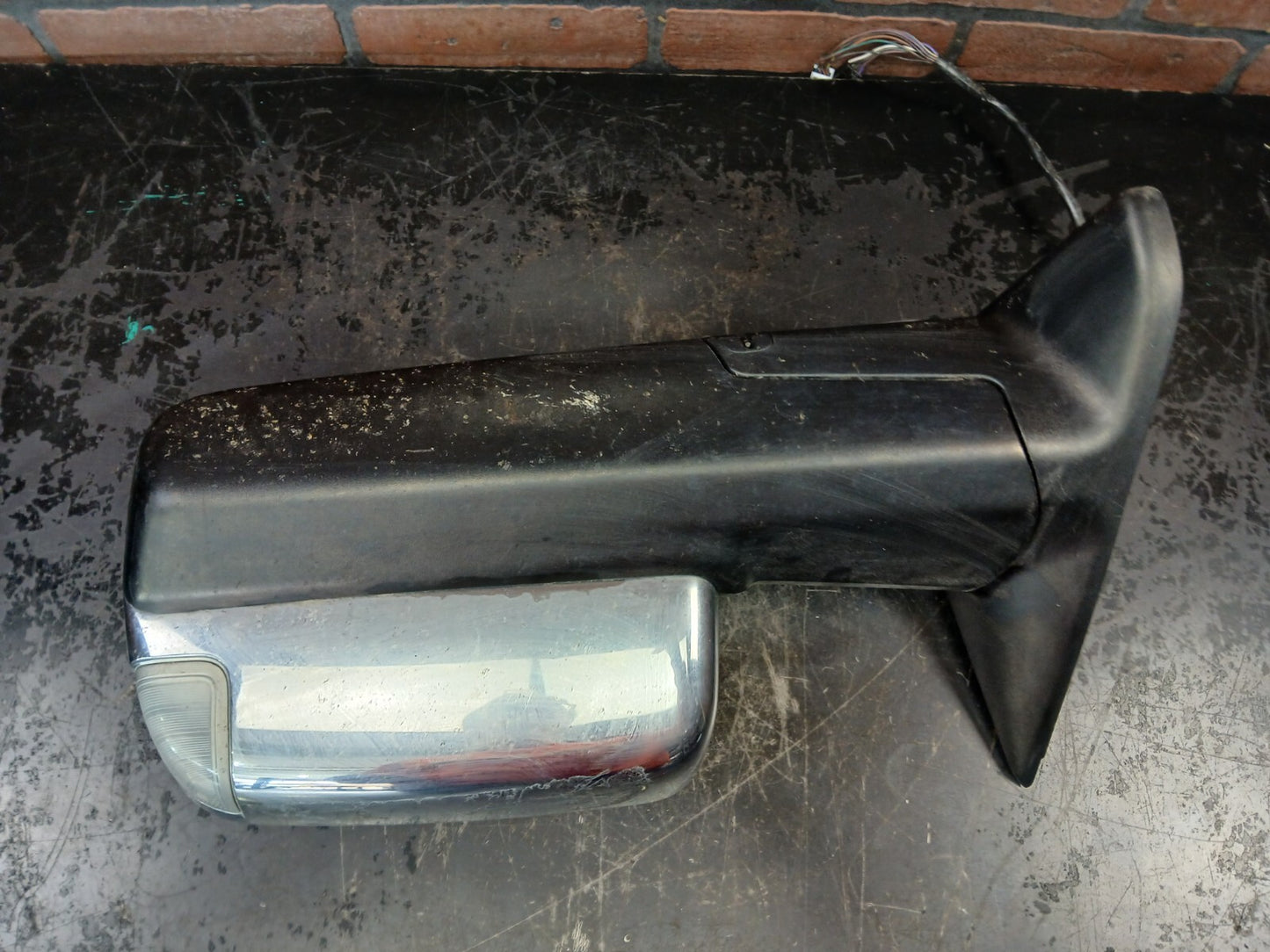 13-21 Ram 1500 2500 3500 LH Side Door Heated Towing Mirror Assembly 68142673ad