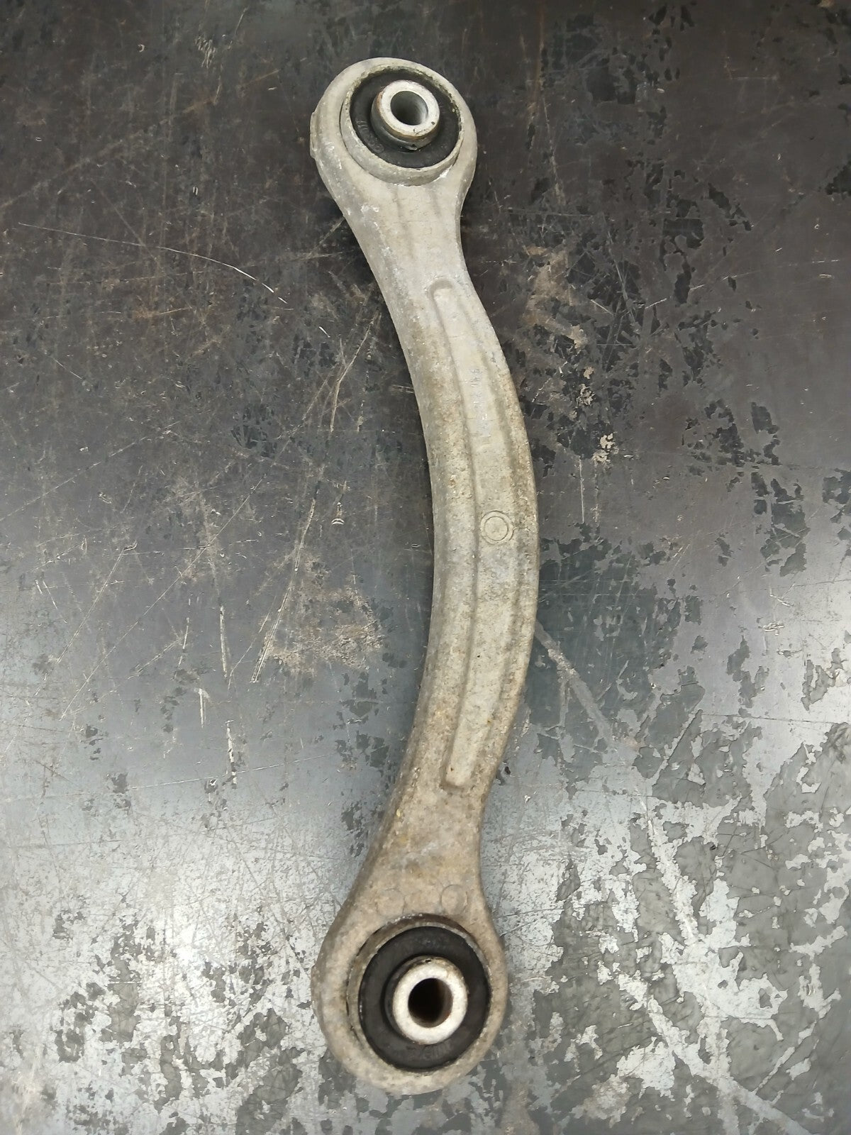 06-14 Dodge Charger/Chrysler 300 Rear Upper LH & RH Control Arm Set 04743247aa