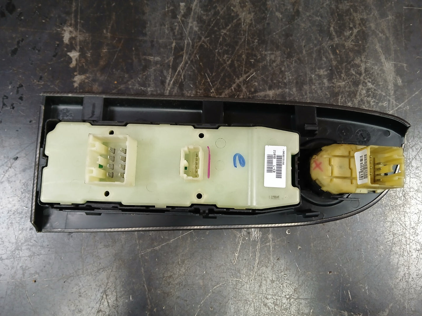 2008-2010 Jeep Grand Cherokee Driver LH Side Door Window Switch 04602781aa