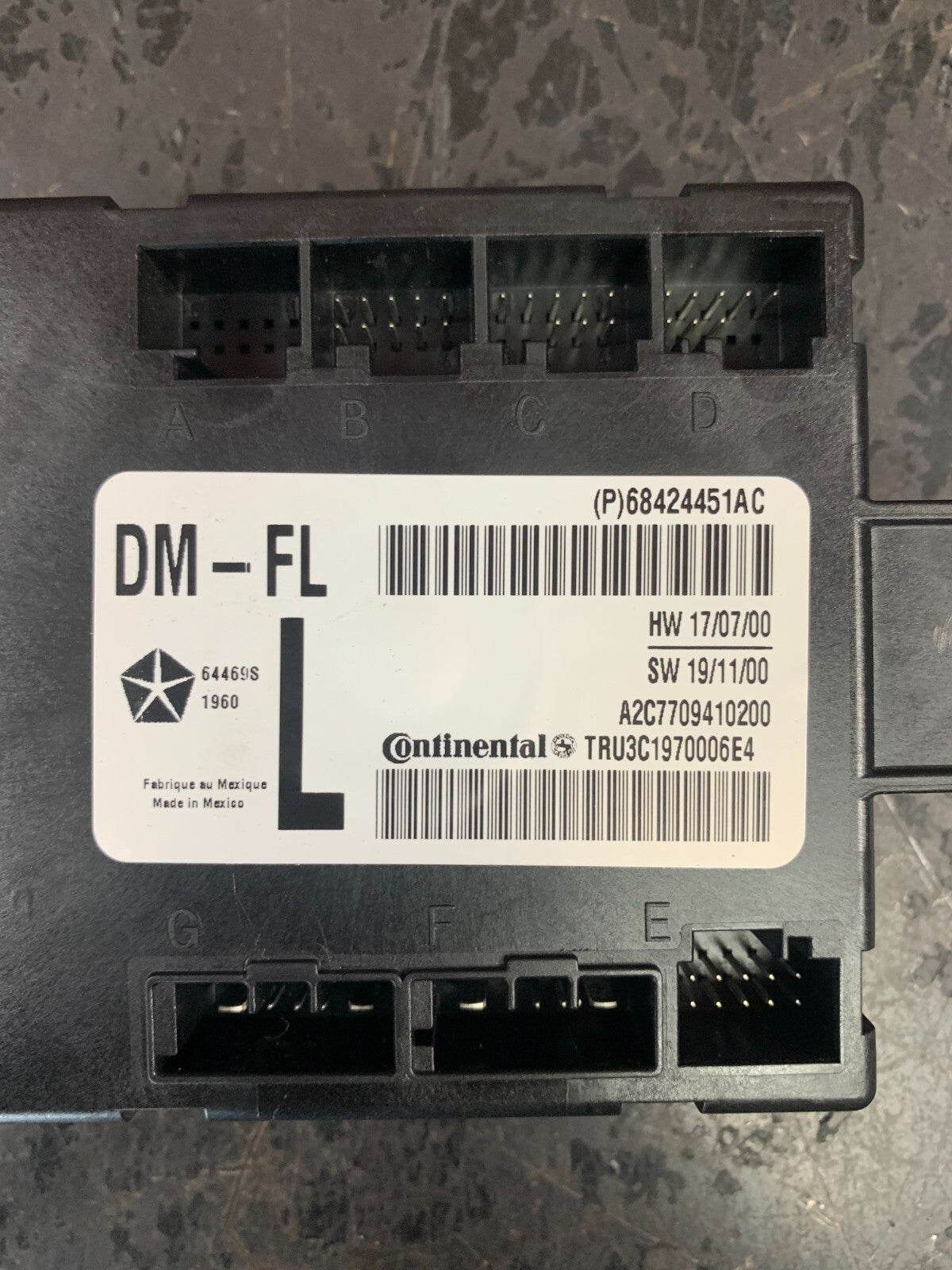 2020 DODGE CHARGER/300/PACIFICA FRONT LEFT DOOR CONTROL MODULE UNIT 68424451AC