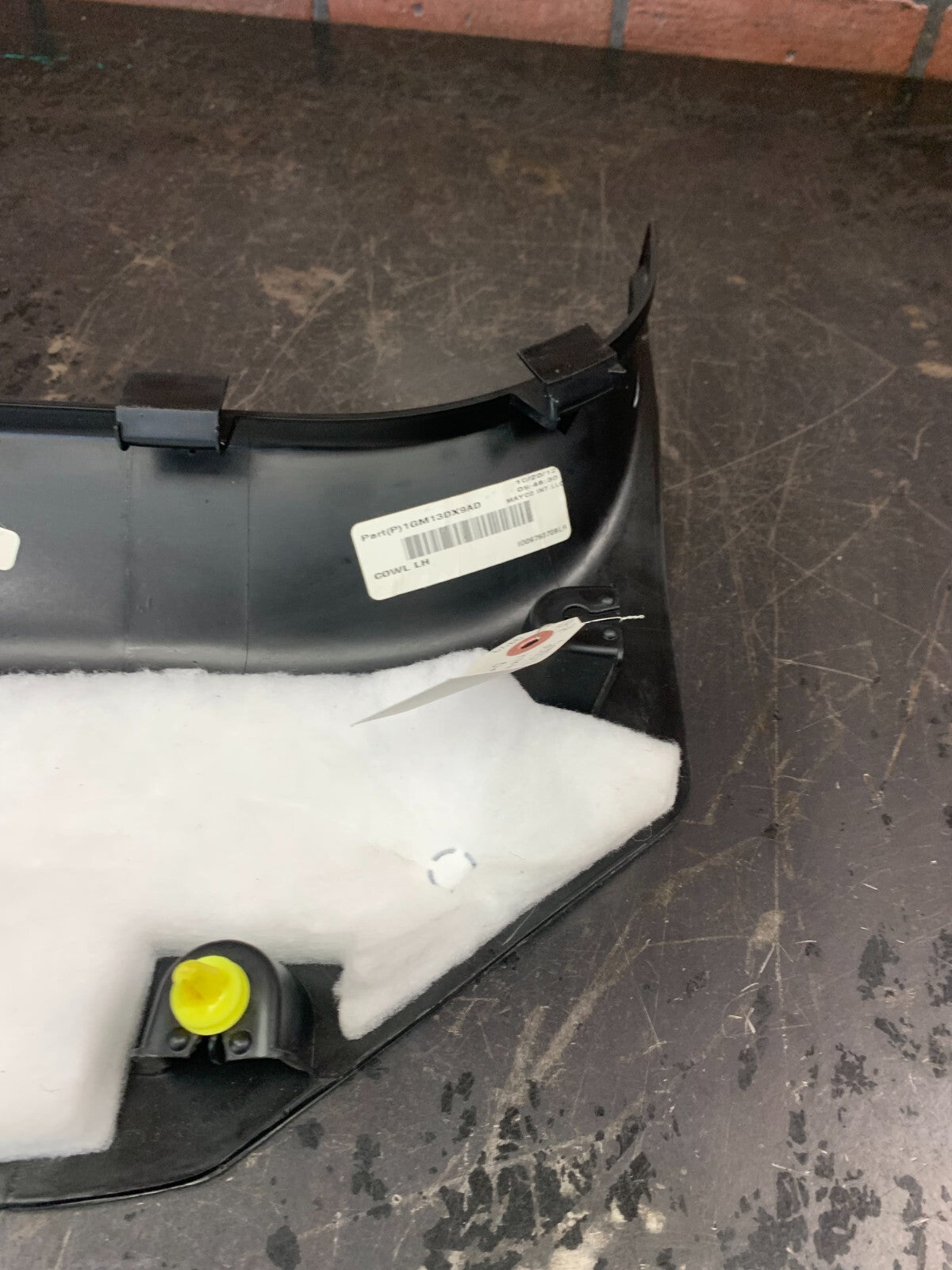 2011-2013 Jeep Grand Cherokee SRT Kick Panel LH Driver Side OEM 1GM13DX9AD
