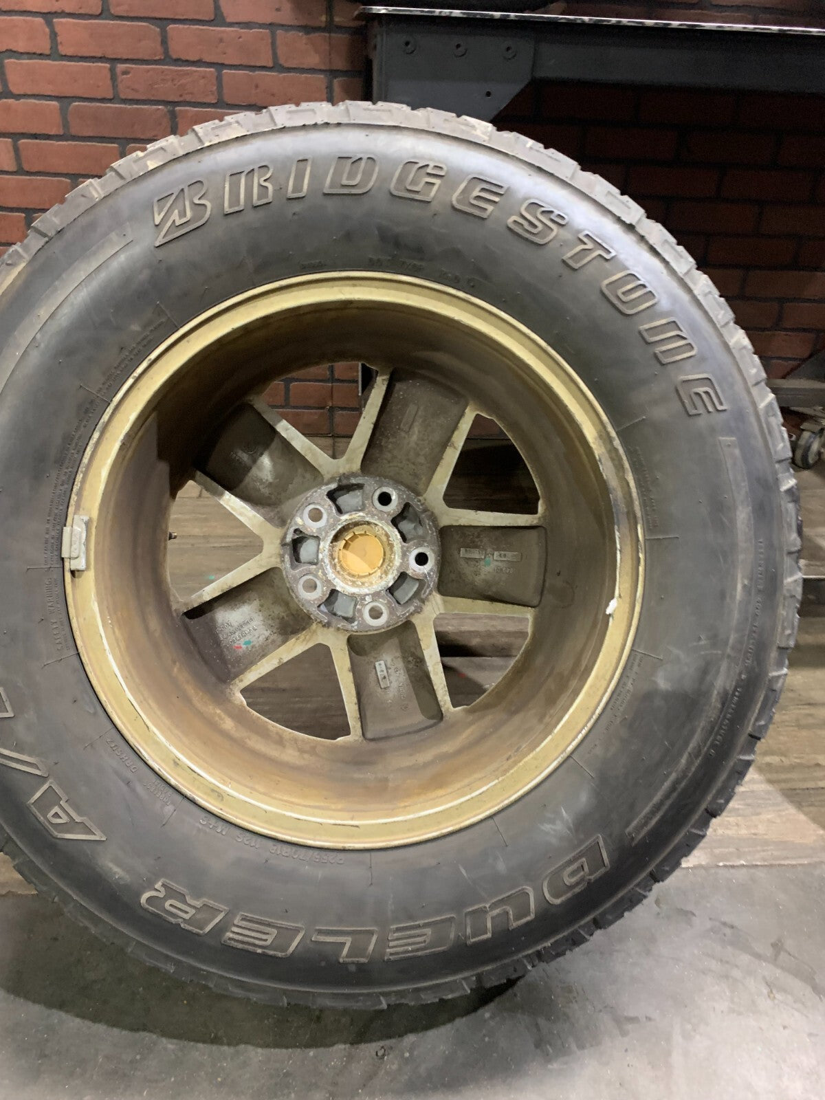 Jeep Wrangler 2007-2018 Used OEM Wheel Set 18x7.5 18" SILVER 1JC34TRMAA 7/32nds