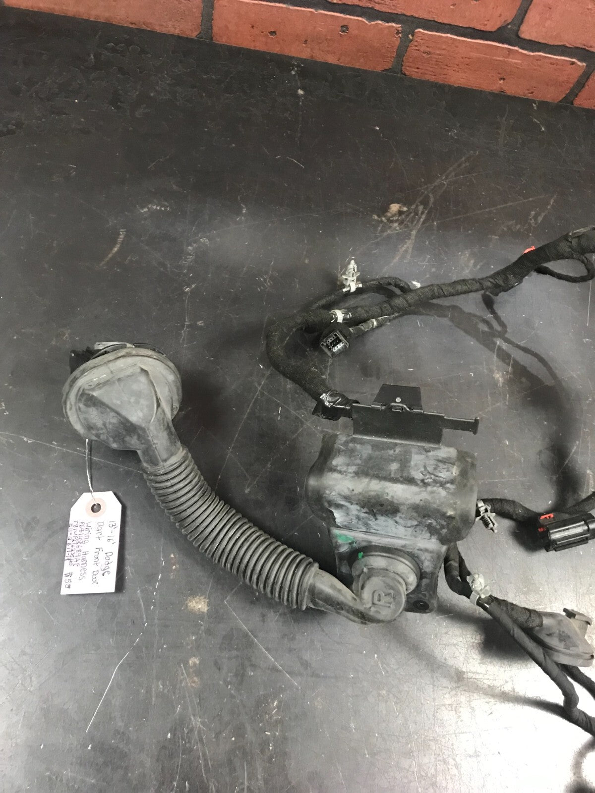 2013-2016 Dodge Dart Front Right Side Door Wire Wiring Harness P68142689AF OEM