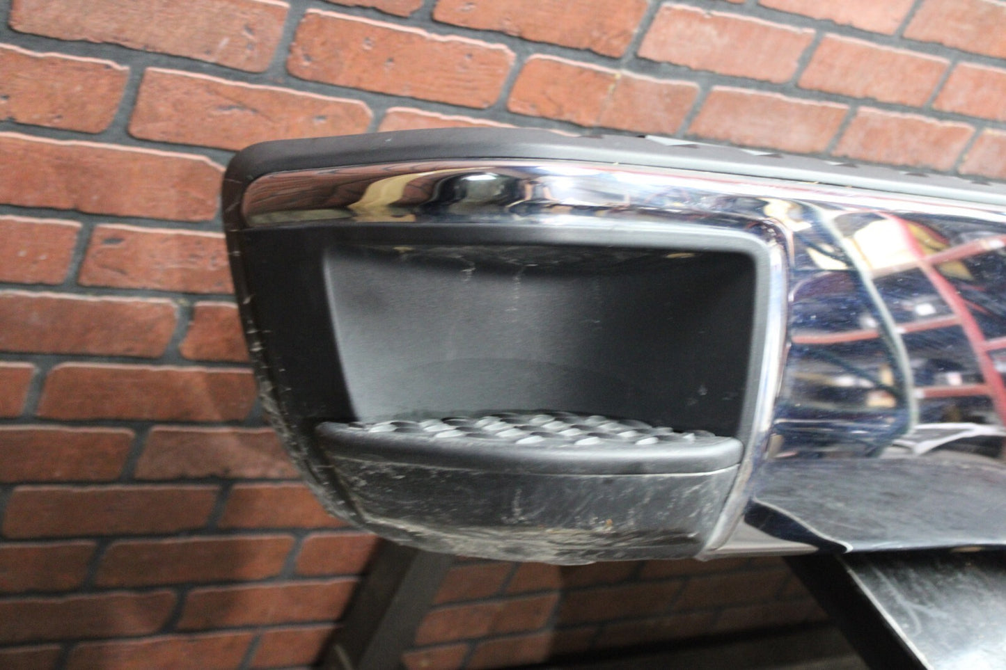 2014-2019 CHEVY SILVERADO/GMC SIERRA 1500 REAR BUMPER COVER STEP CHROME OEM DENT