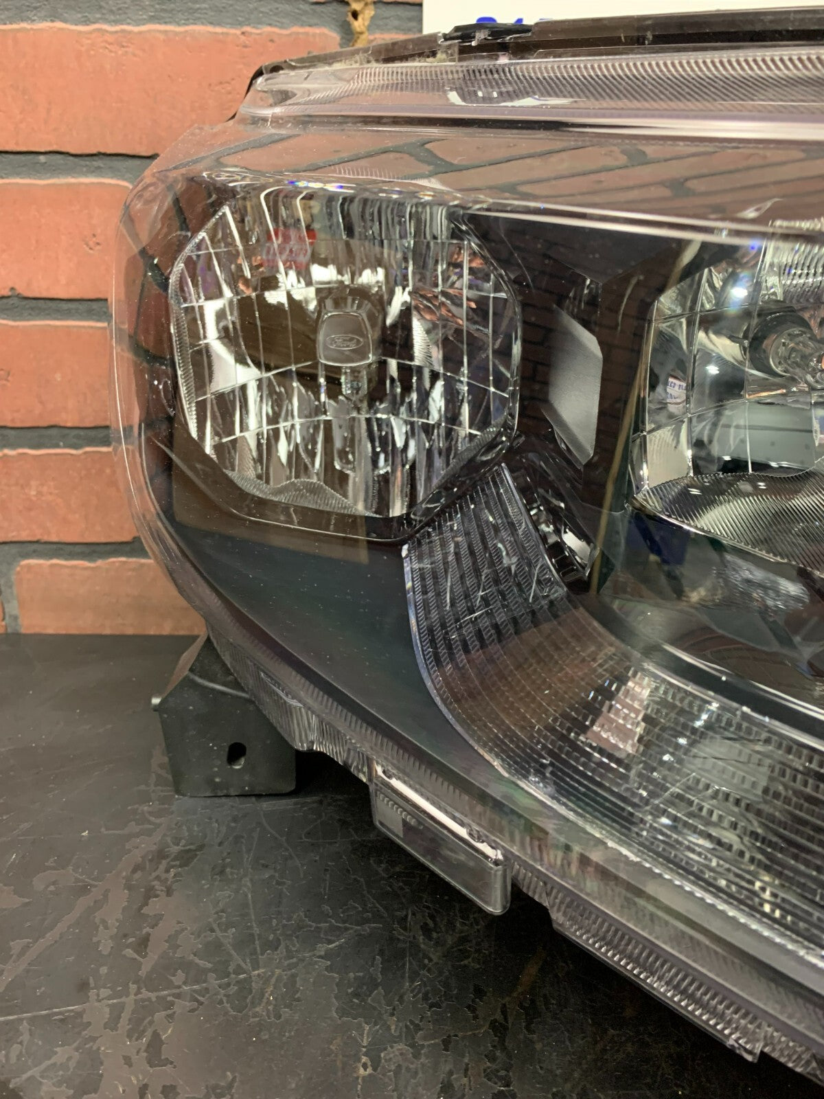 OEM 2019 2020 2021 Ford Ranger Right RH Passenger Halogen Headlight LIKE NEW