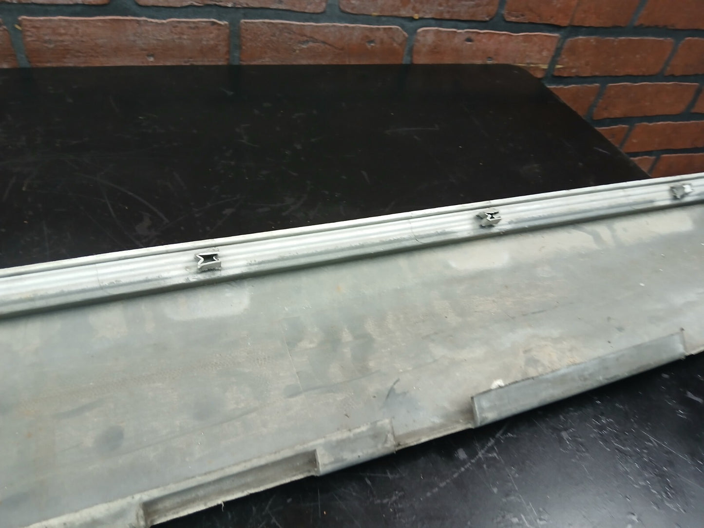 2007-2010 Dodge Charger Side Skirt Cladding Rocker Panel Molding LH 5kw29rxfaa