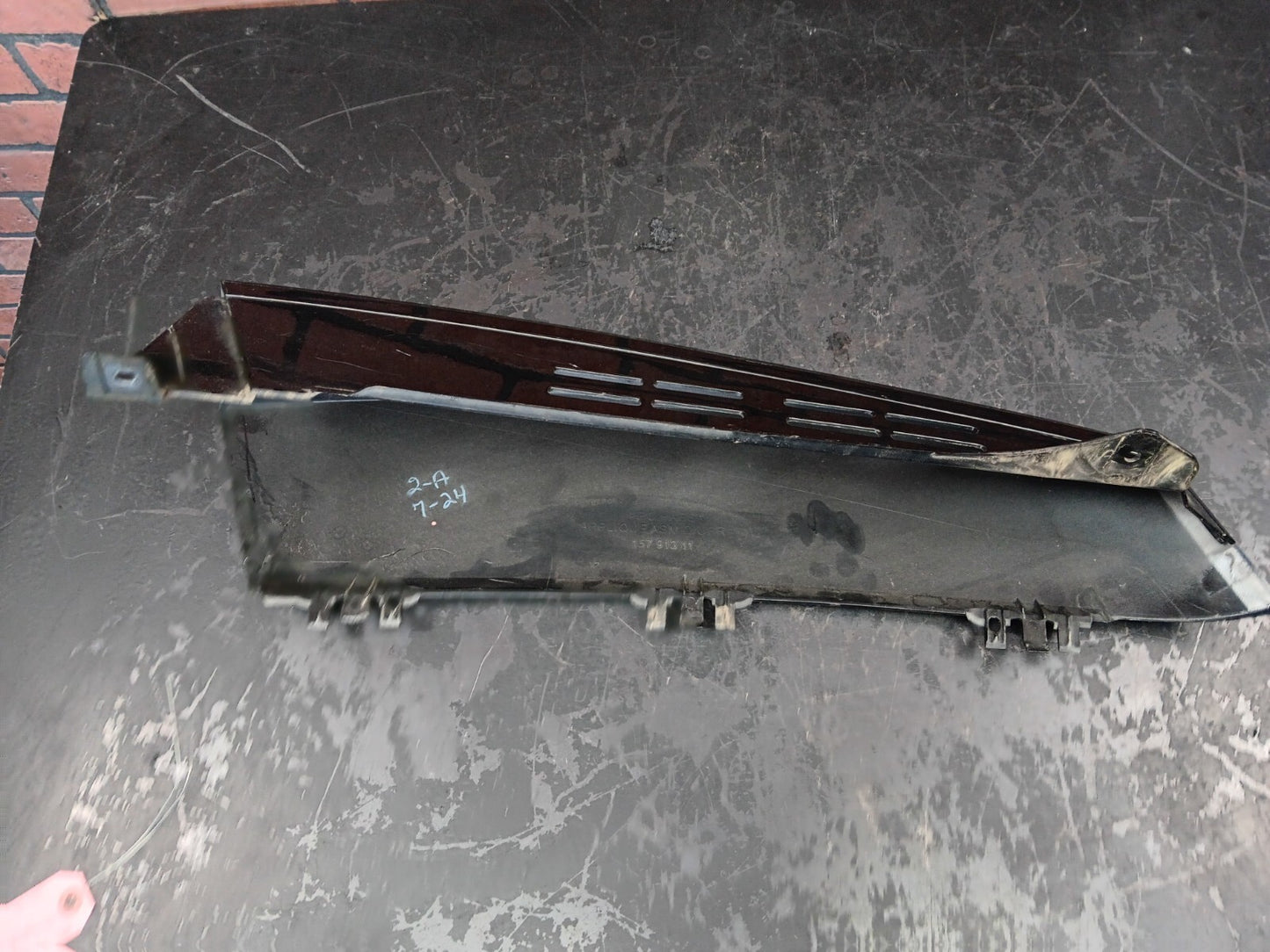 2008 Cadillac Escalade Driver LH Side D Pillar Applique Panel Black 157 913 11