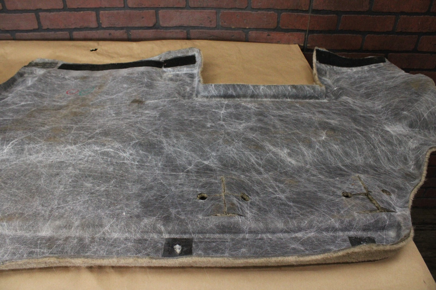2010-2014 Cadillac Escalade Rear Split Bench Center 2nd Row Floor Carpet Liner