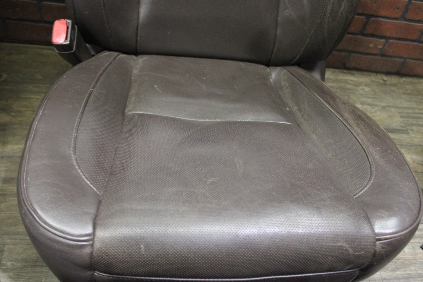 2010-2011 Cadillac Escalade Complete Full Front Rear Seat Set Brown Leather OEM