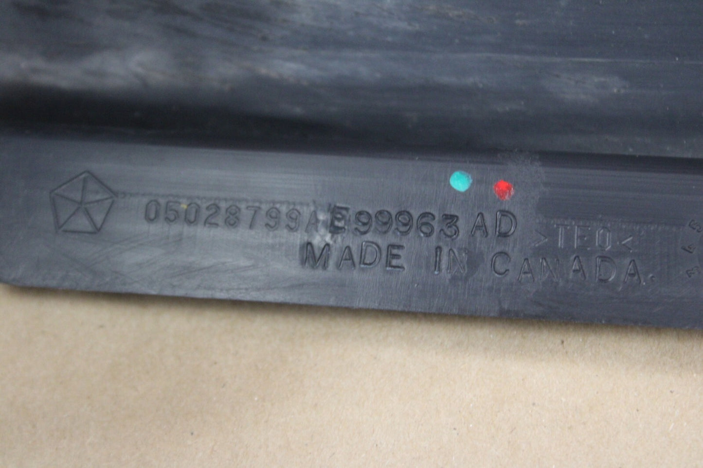 2008-2012 Dodge Challenger SRT8 Driver LH Side Skirt Rocker Panel OEM 05028799AE