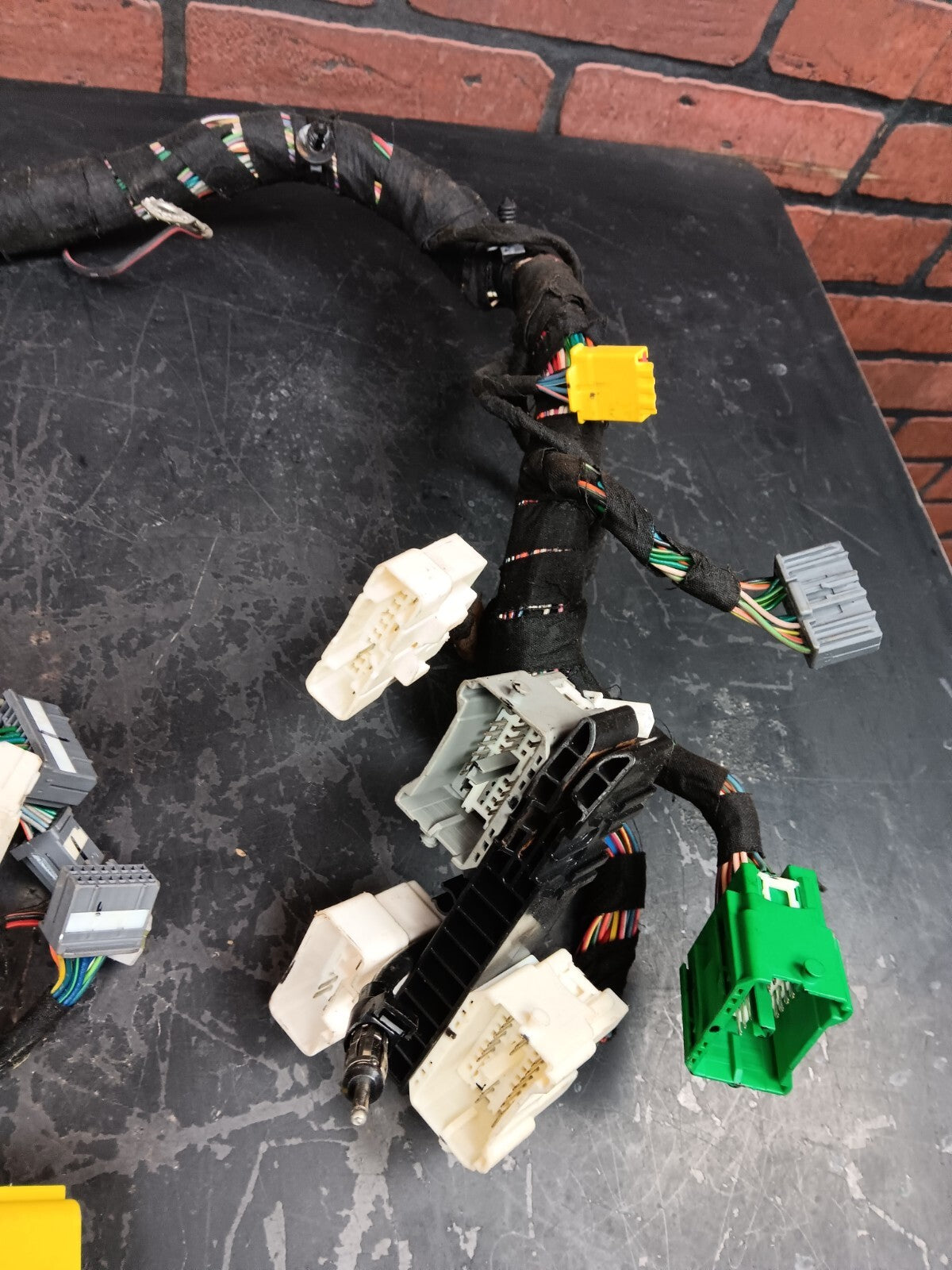 2007 Charger/Magnum/300 Dash Instrument Panel Wiring Harness 05081351AC