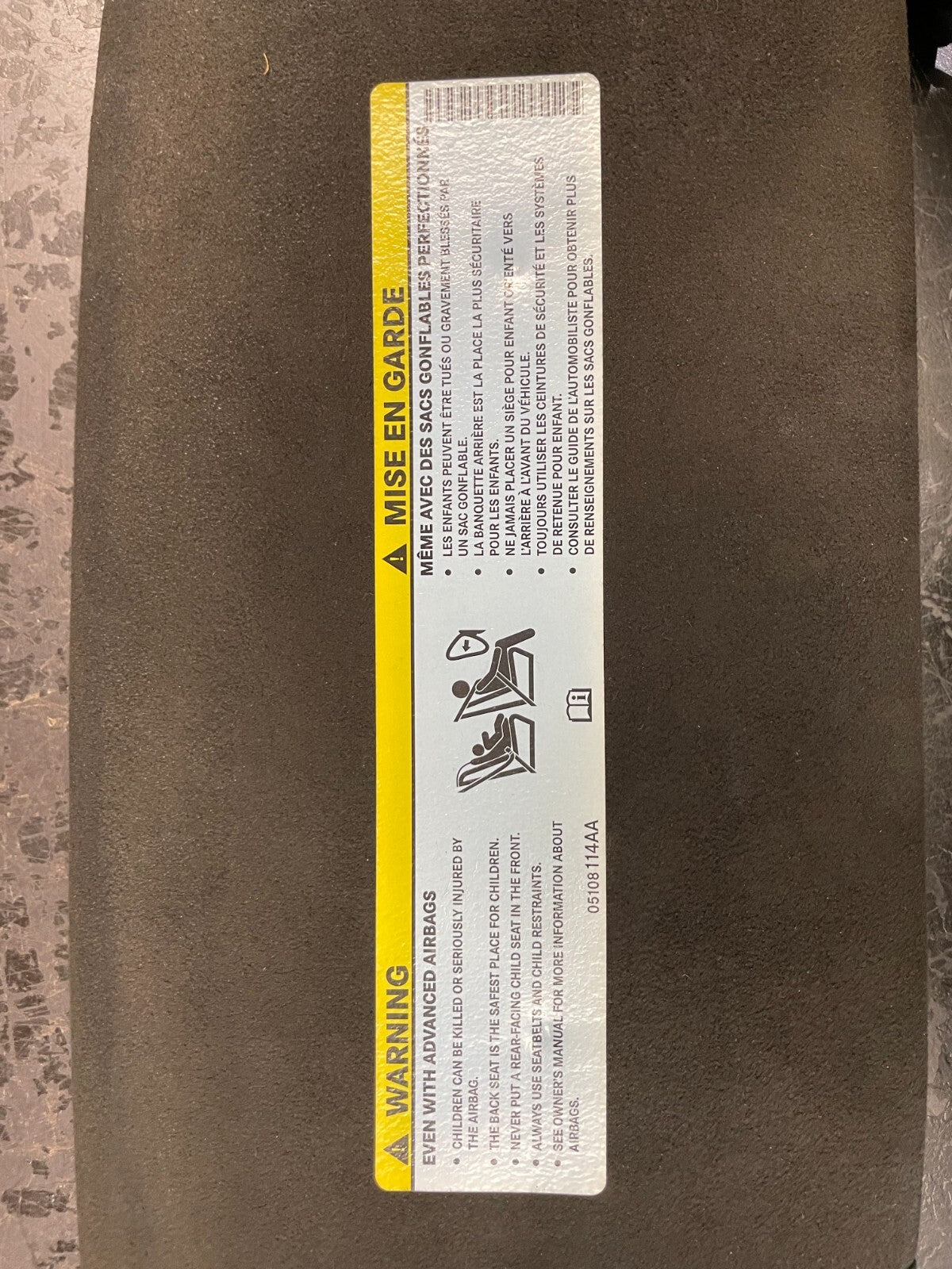 2014-24 JEEP GRAND CHEROKEE FRONT RIGHT PASSENGER SIDE SUN VISOR OEM 05108114AA