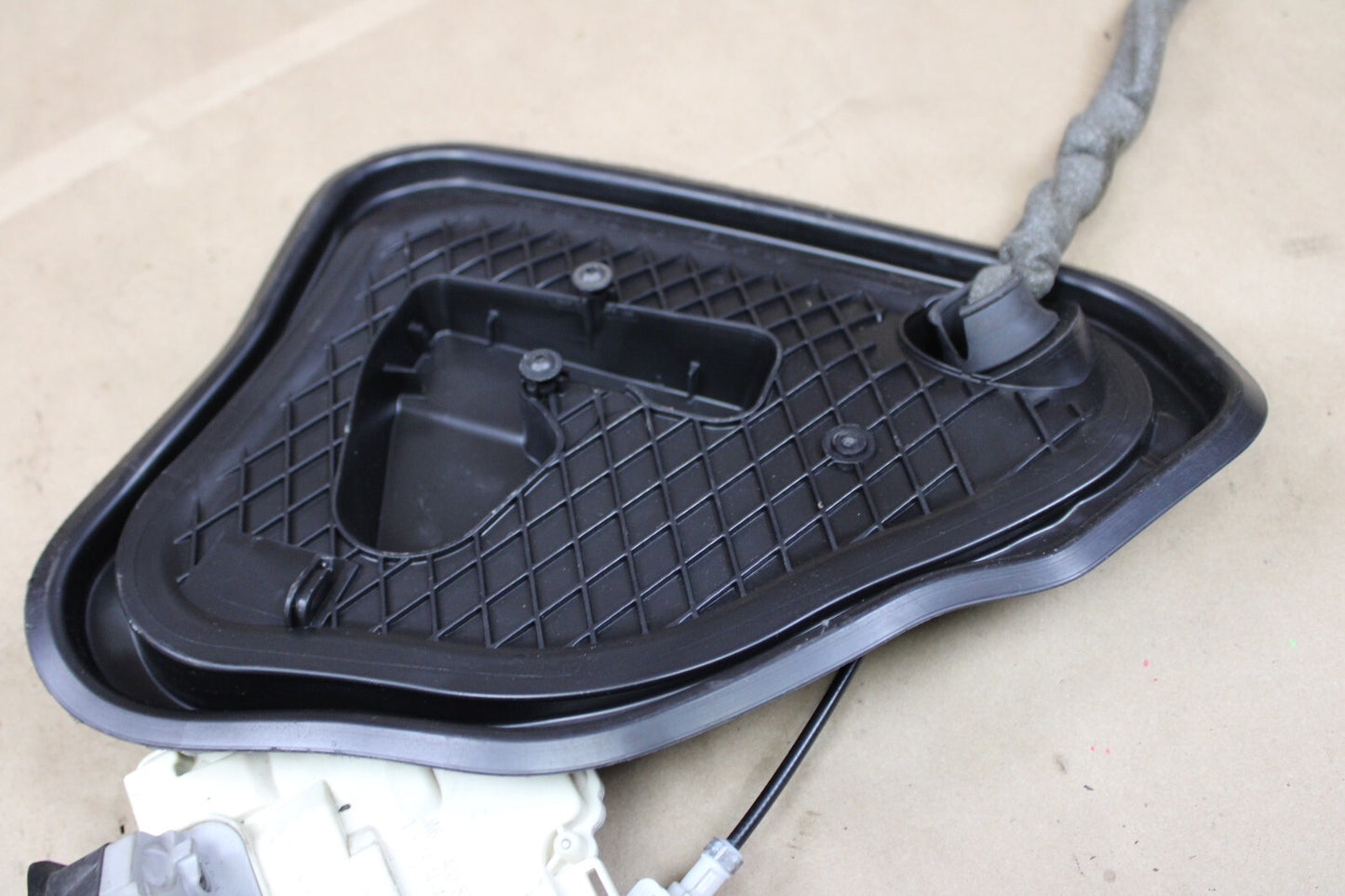 2012-2018 AUDI A7/S7/RS7 REAR RIGHT SIDE DOOR LOCK LATCH ACTUATOR OEM 4G0839016A