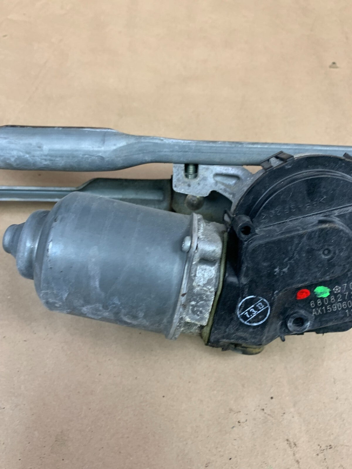 12-23 Dodge Charger SRT-8 SRT Windshield Window Wiper Motor & Linkage Assembly
