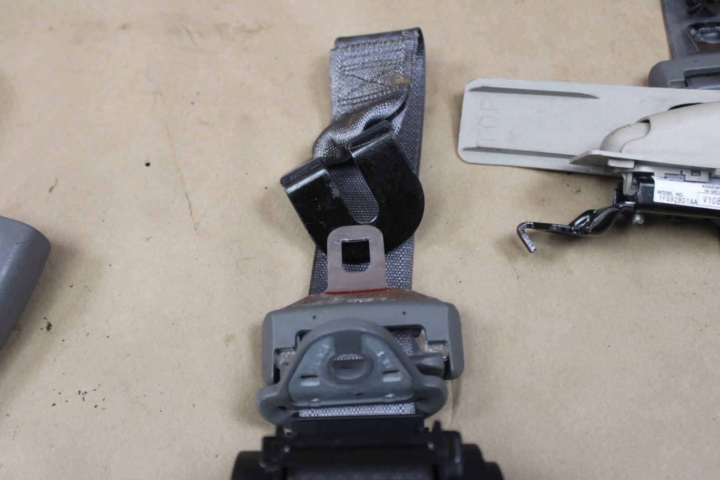 JEEP GRAND CHEROKEE SRT8 6.1L 2006-2010 OEM FRONT REAR LEFT RIGHT SEAT BELT SET