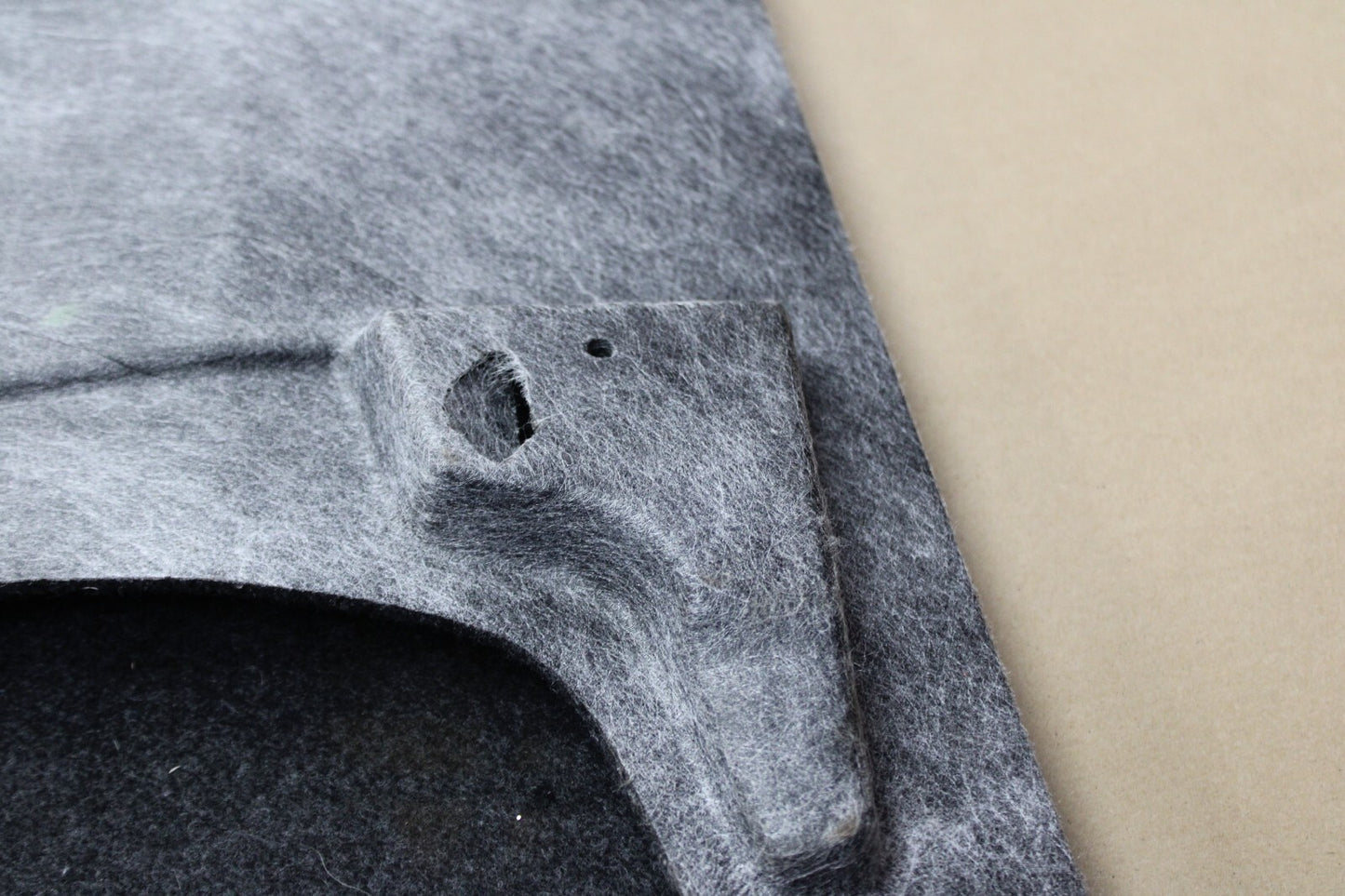 11-23 DODGE CHARGER REAR TRUNK CARGO SPARE COVER FLOOR CARPET OEM 55315147AJ