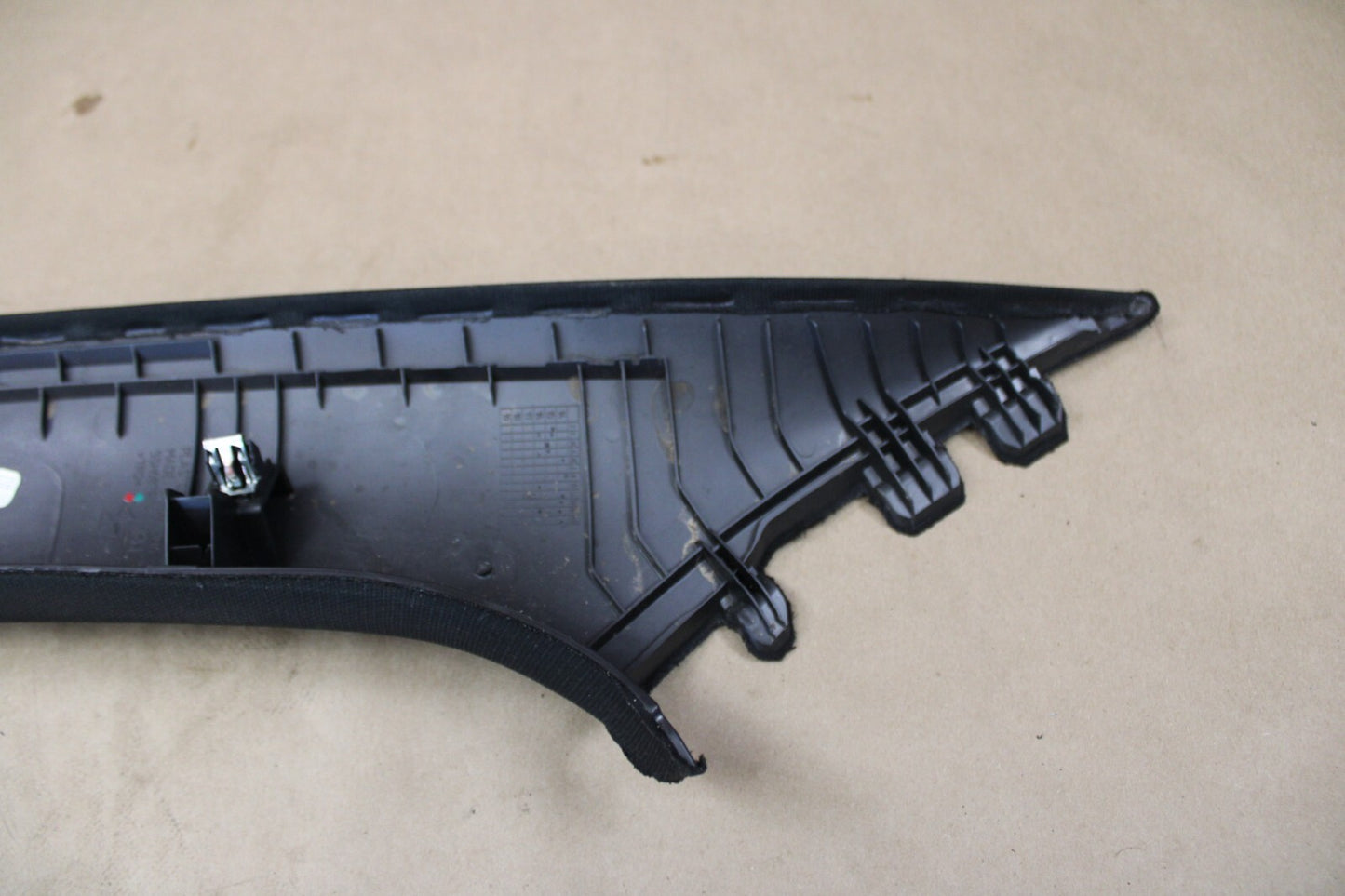 15-23 DODGE CHARGER PASSENGER RH WINDSHIELD A PILLAR TRIM COVER OEM 5SH68TRMAA