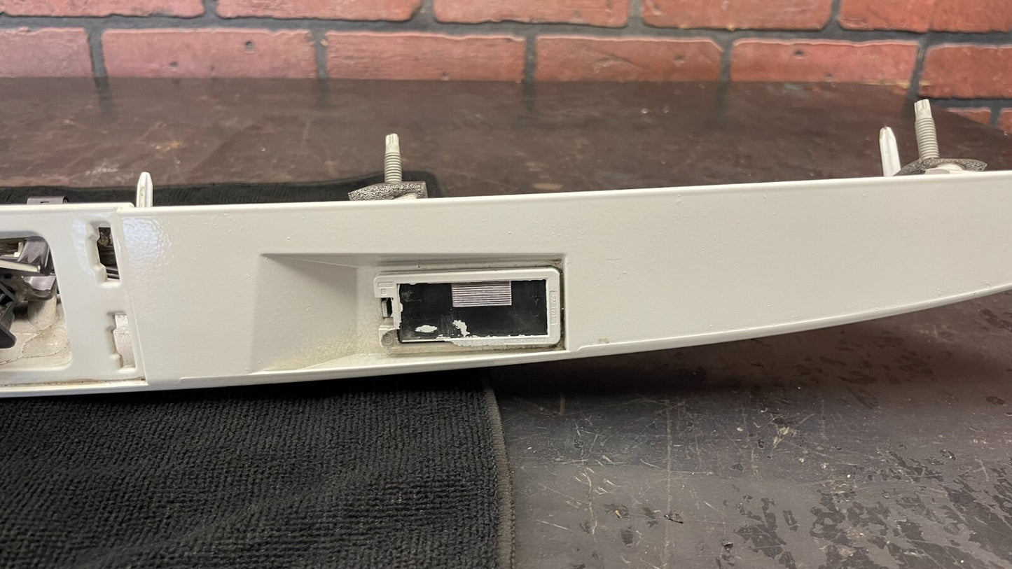 2013-2016 FORD ESCAPE TRUNK LID TAILGATE TRIM PANEL MOLDING W CAMERA WHITE