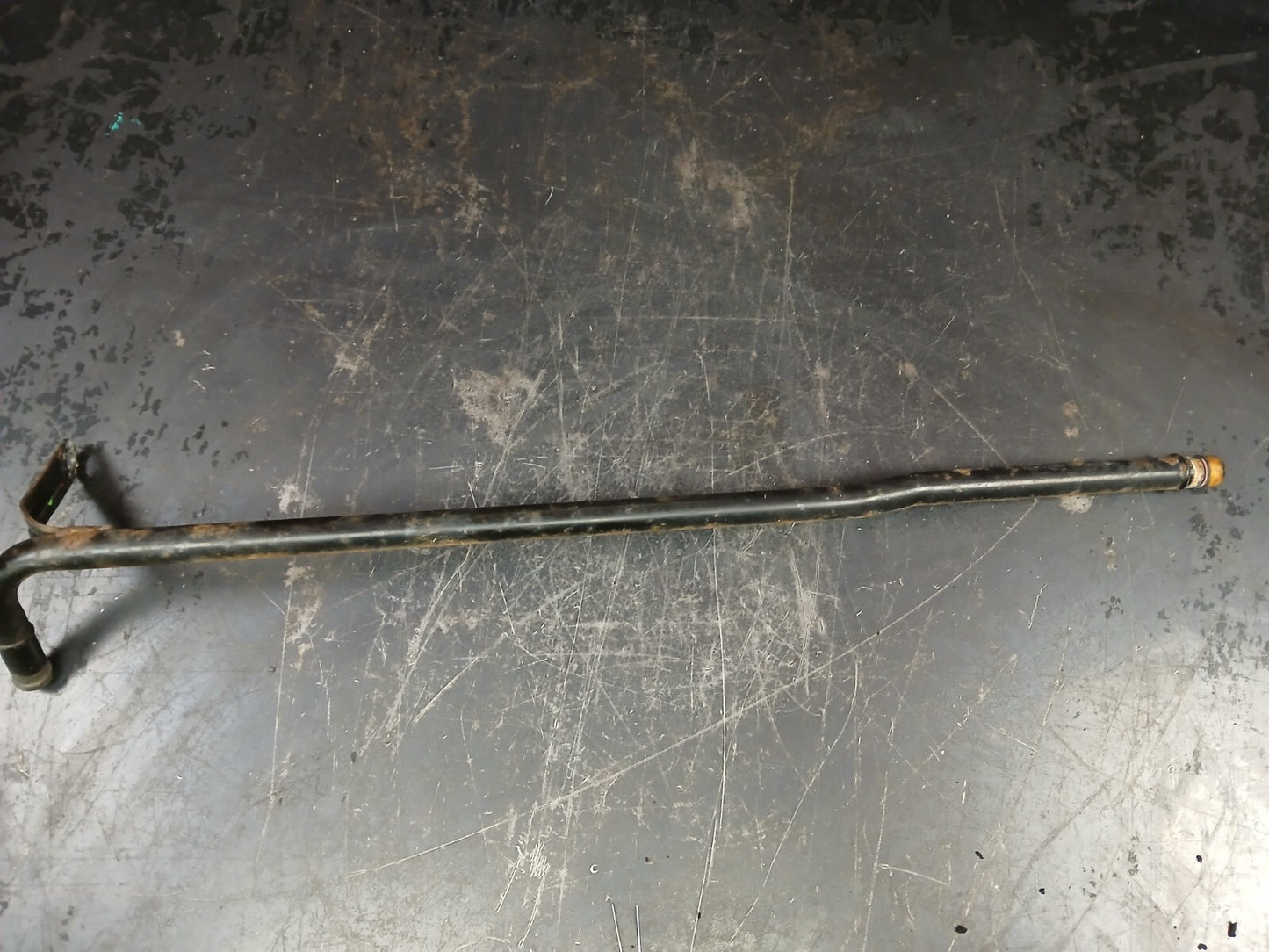 6.1L Charger 300 Magnum Grand Cherokee Coolant Outlet Tube Line Assembly