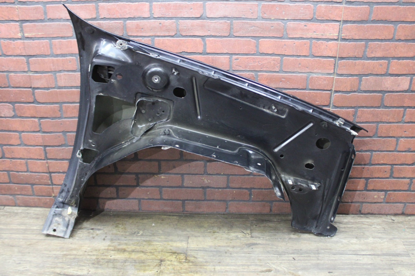 2007-2014 Cadillac Escalade Platinum Front Driver LH Side Fender Panel OEM Black