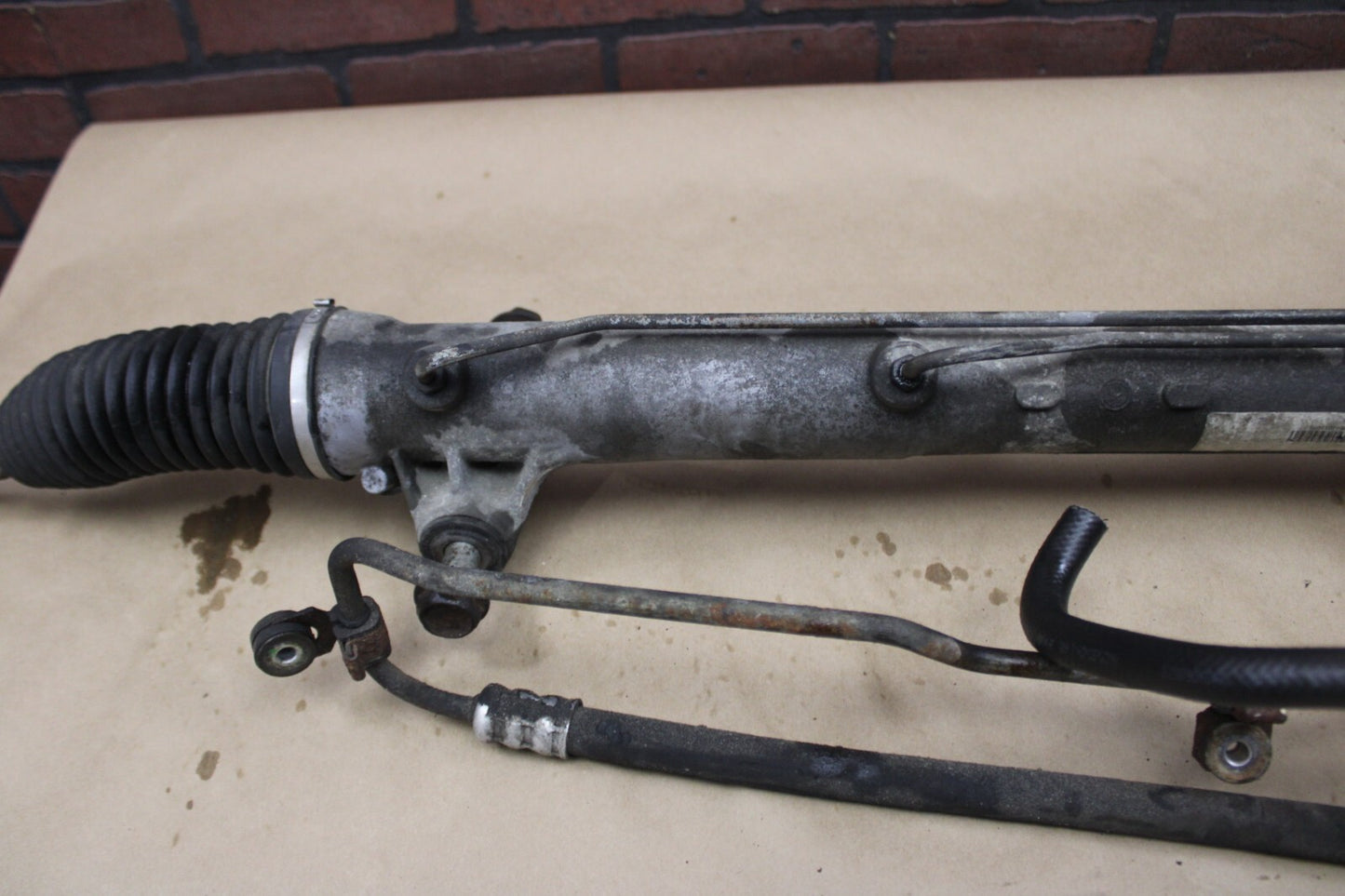 05-07 OEM JEEP GRAND CHEROKEE POWER STEERING GEAR RACK AND PINION 05181063AA