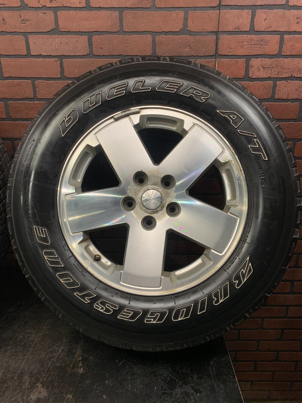 Jeep Wrangler 2007-2018 Used OEM Wheel Set 18x7.5 18" SILVER 1JC34TRMAA 7/32nds