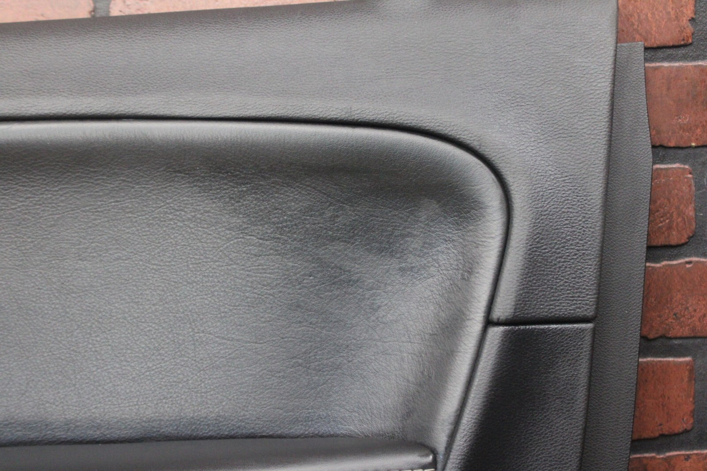 2015-2023 DODGE CHALLENGER INTERIOR FRONT PASSENGER SIDE DOOR TRIM PANEL BLACK