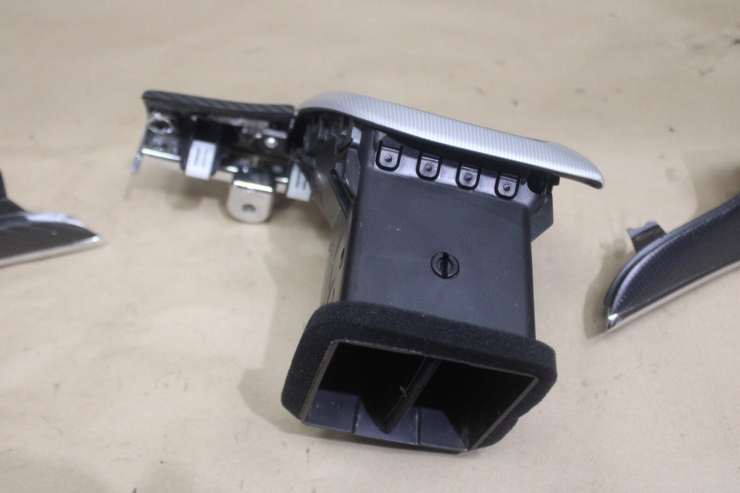 2011-2021 Grand Cherokee SRT Carbon Fiber 3x LH RH Center Dash Trim Vent Set OEM