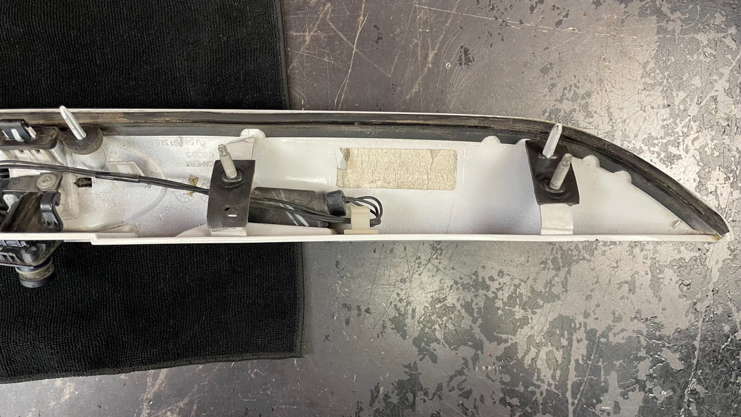 2013-2016 FORD ESCAPE TRUNK LID TAILGATE TRIM PANEL MOLDING W CAMERA WHITE