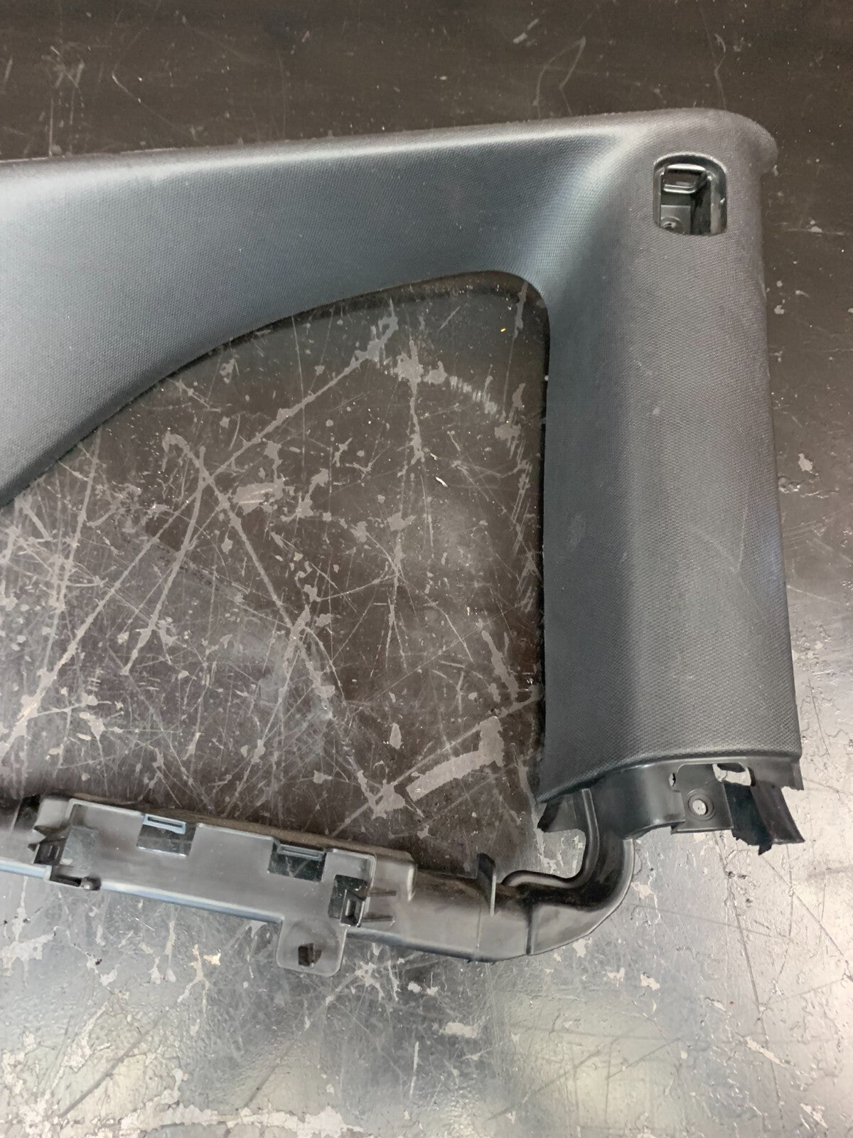 2015 - 2023 DODGE CHALLENGER REAR LEFT C PILLAR TRIM COVER PANEL OEM 5RP37DX9AE
