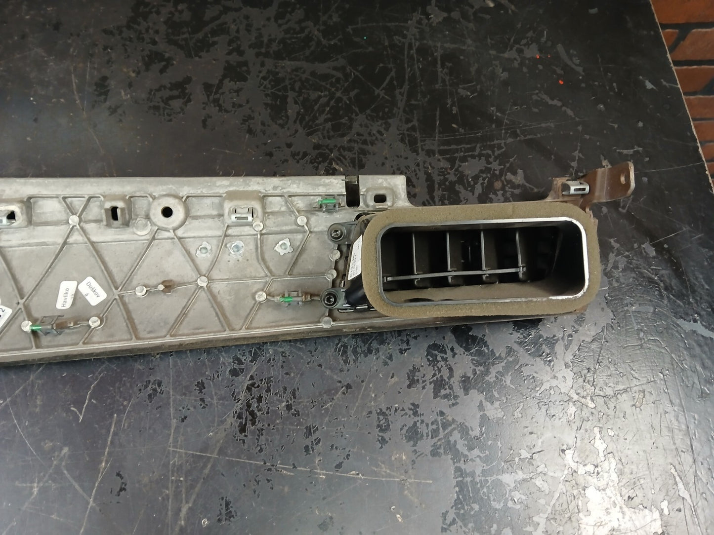 2013-2018 Audi A8 Quattro S8 Dash Trim Panel with Vents & Bezel 4h1 857 212