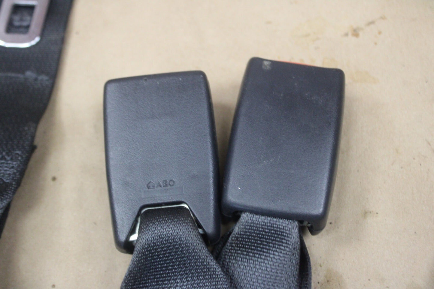 2011-2014 Challenger SEATBELT BUCKLE RETRACTOR Front Left Driver Rear Passenger