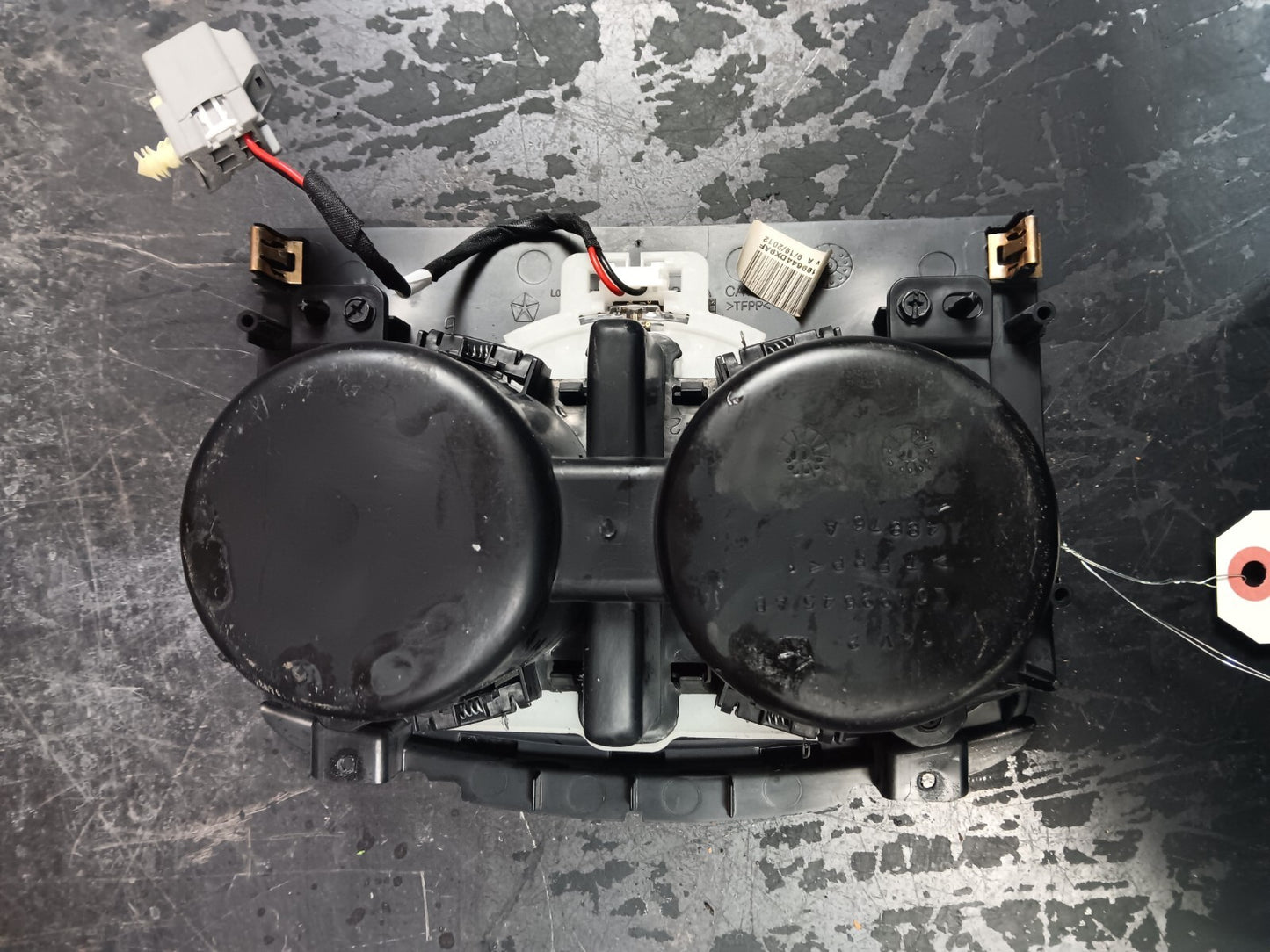 2011-2014 Dodge Charger Chrysler 300 Center Console Dual Cupholder w/ Inserts
