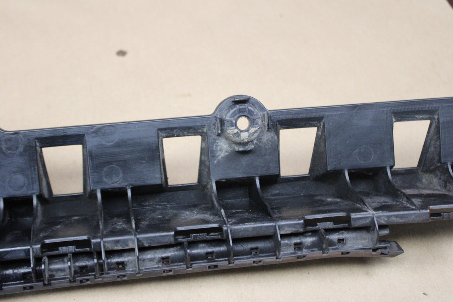 2015-2023 DODGE CHARGER REAR BUMPER FASCIA REINFORCEMENT SUPPORT BRACKET OEM