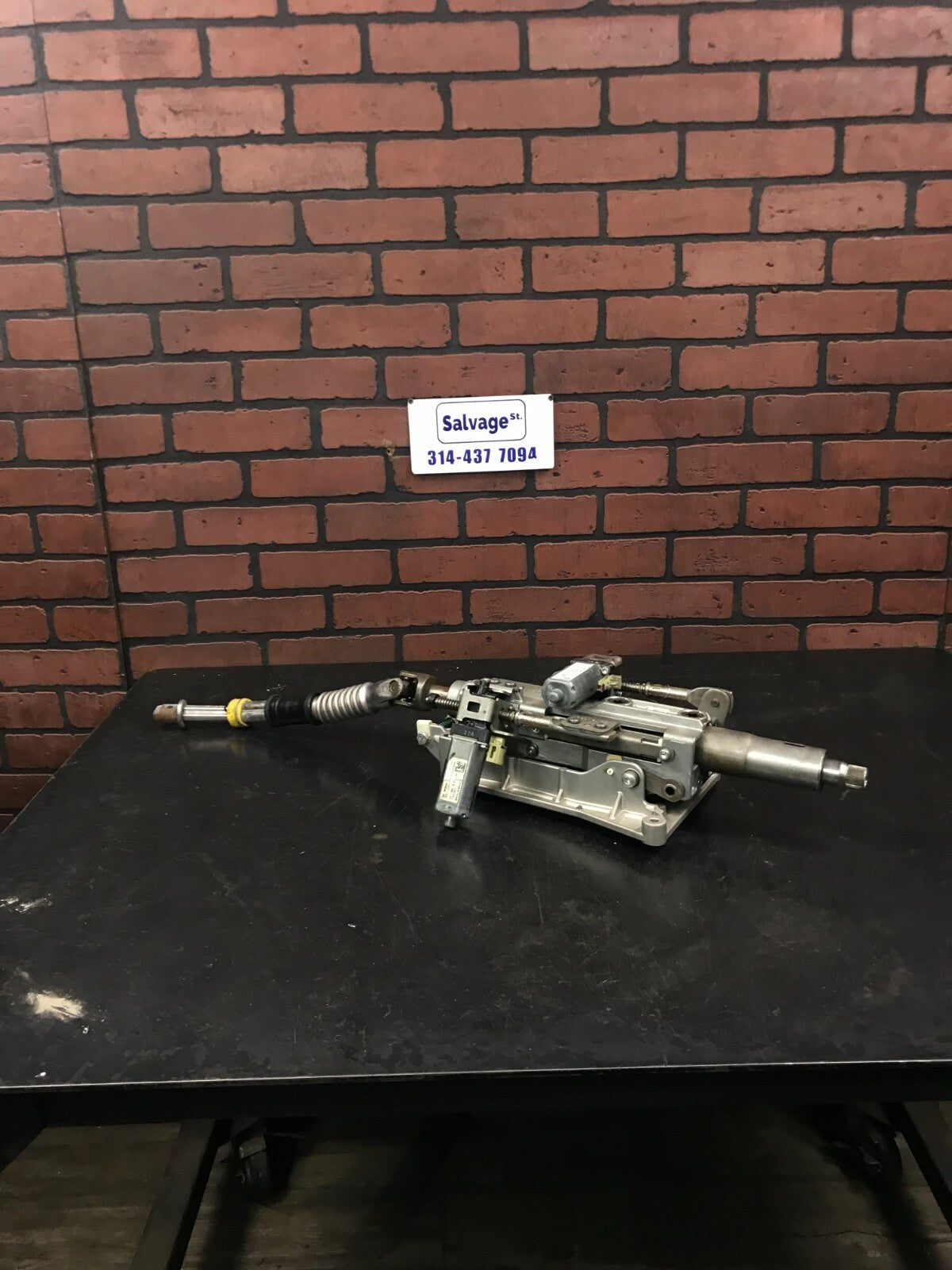 2015-2017 Dodge Challenger Scat Pack Steering Column Knuckle 68140570
