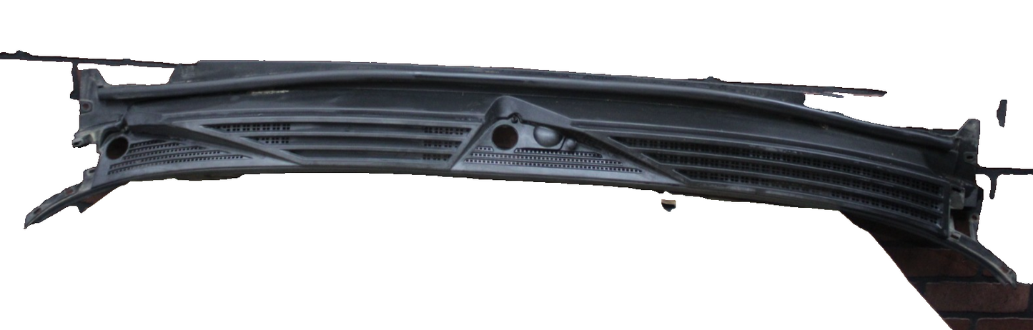 2007-2014 Cadillac Escalade Front Windshield Wiper Defroster Cowl Panel Molding